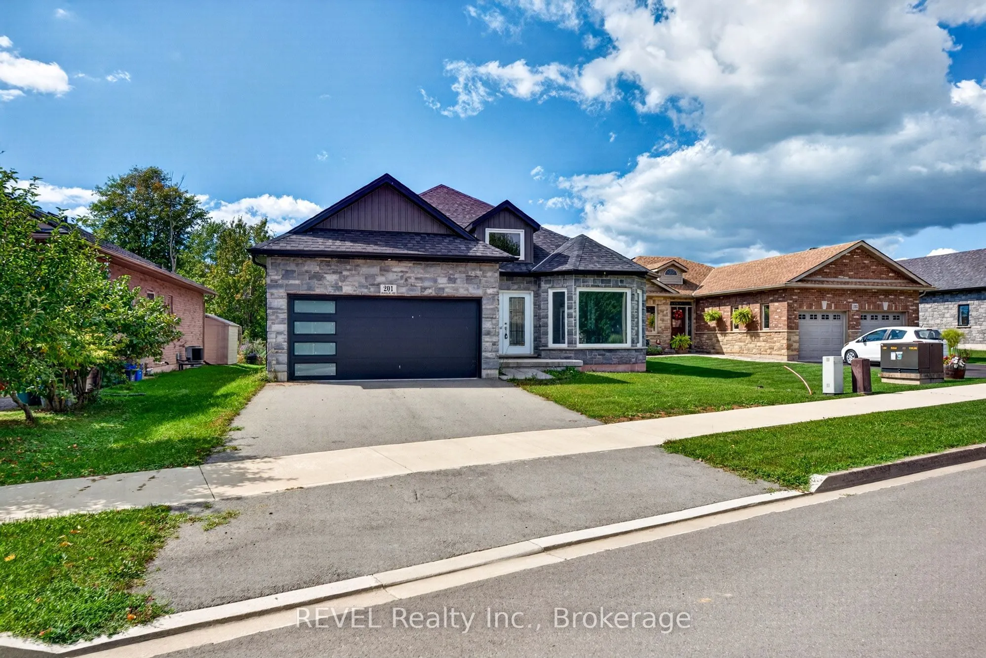 201 HETRAM Court