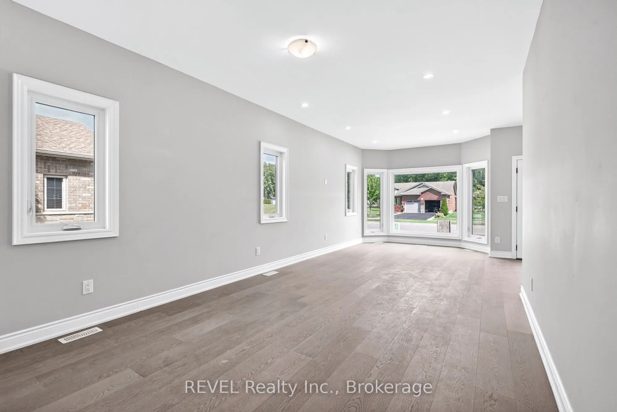 201 HETRAM Court