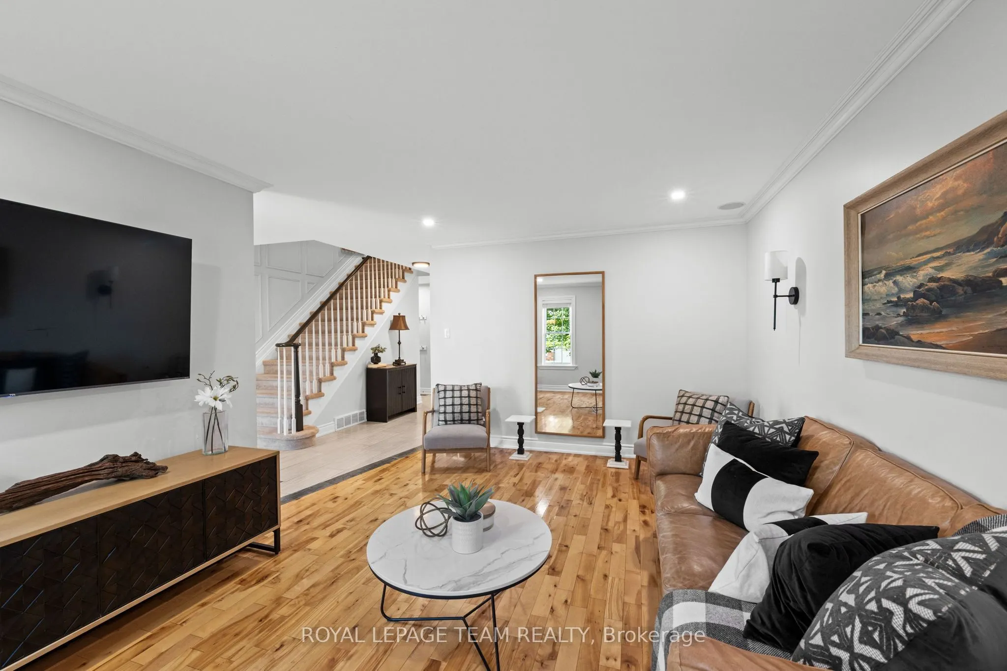 4 Francis Street
