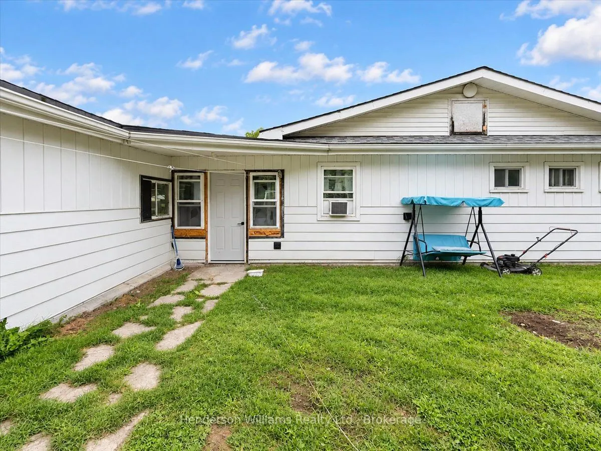 366 Cannifton Road N
