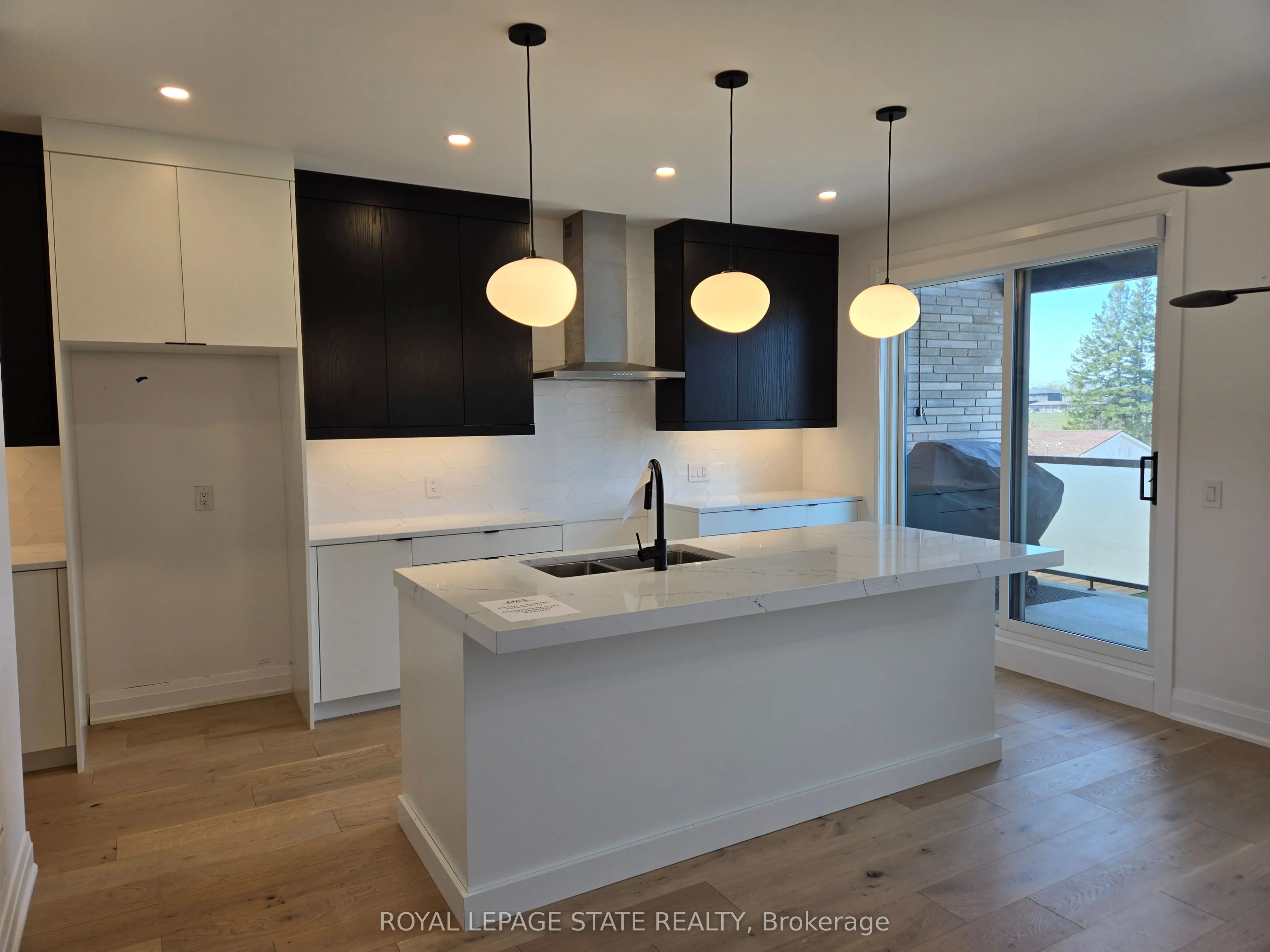 151C Port Robinson Road #15