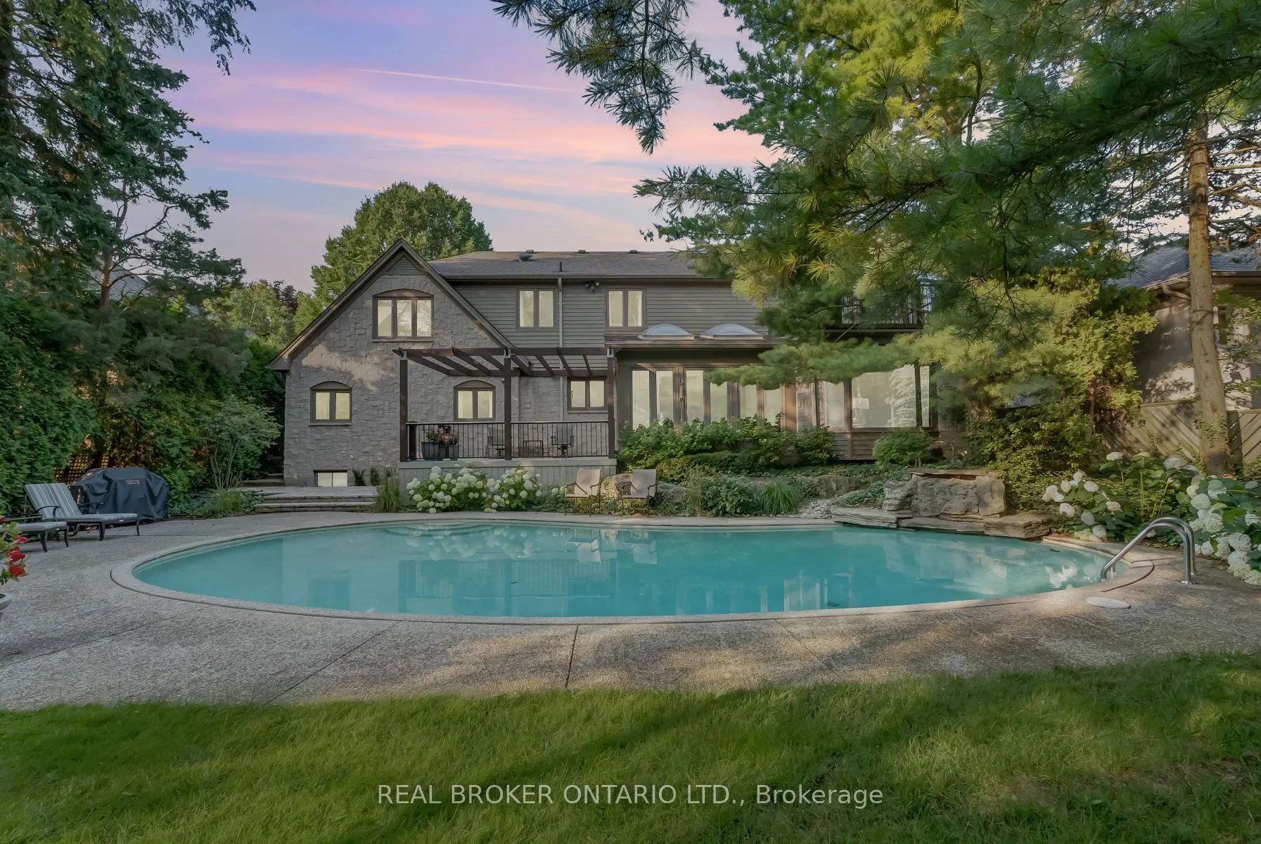 9 Flanders Drive