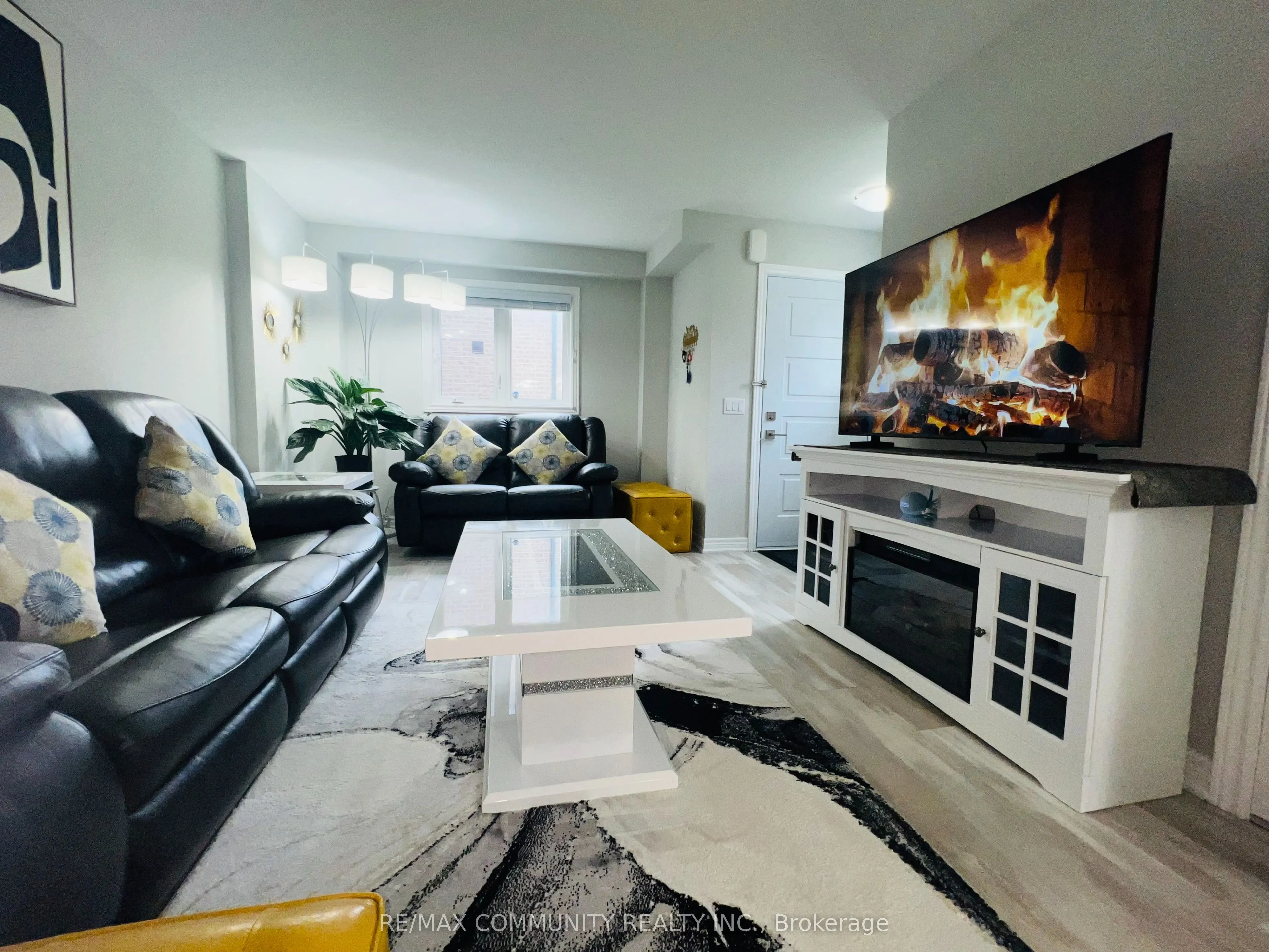 7768 Ascot Circle #50