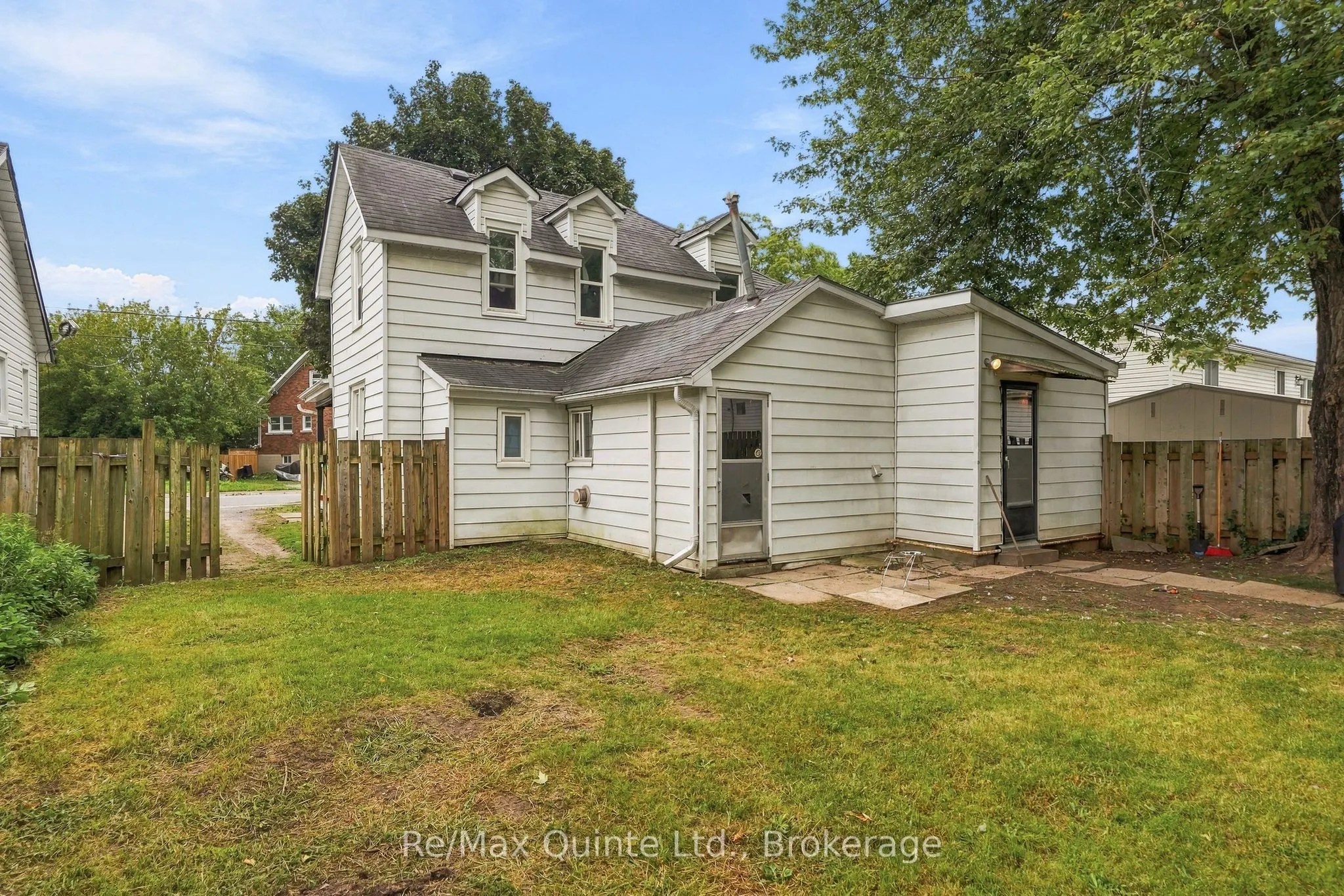 26 Strachan Street