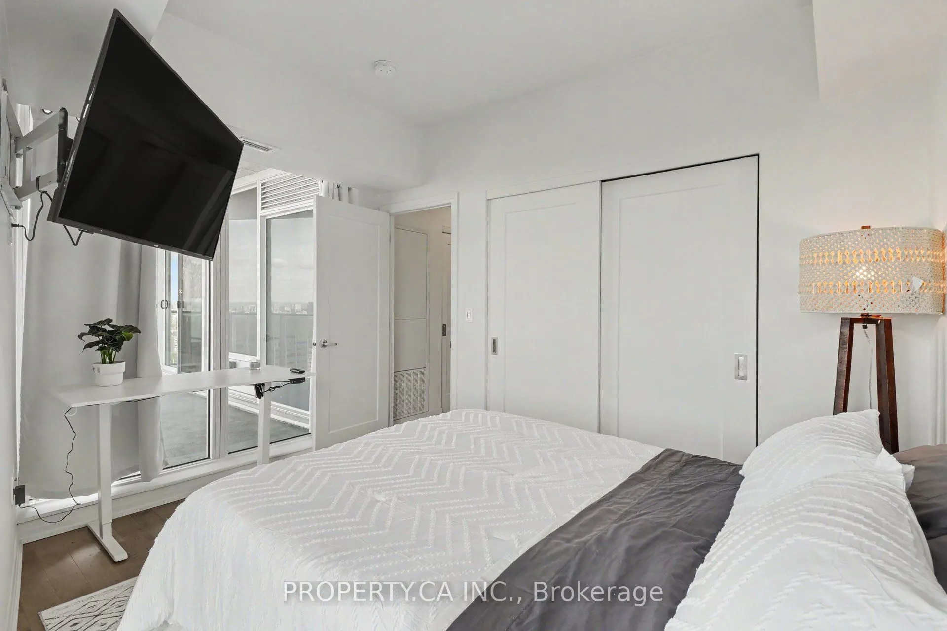 805 CARLING Avenue #2801