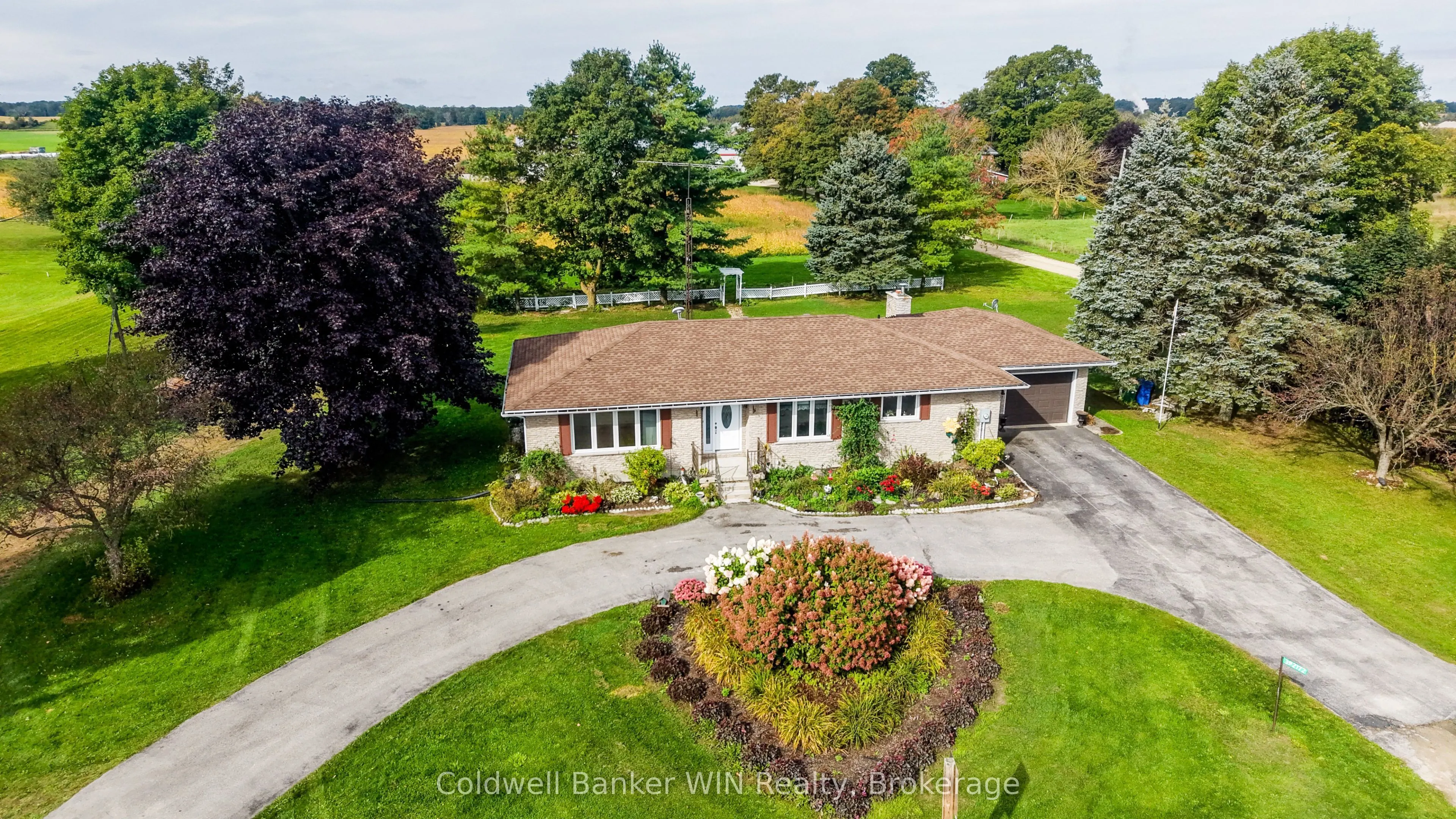 392172 Grey Road 109