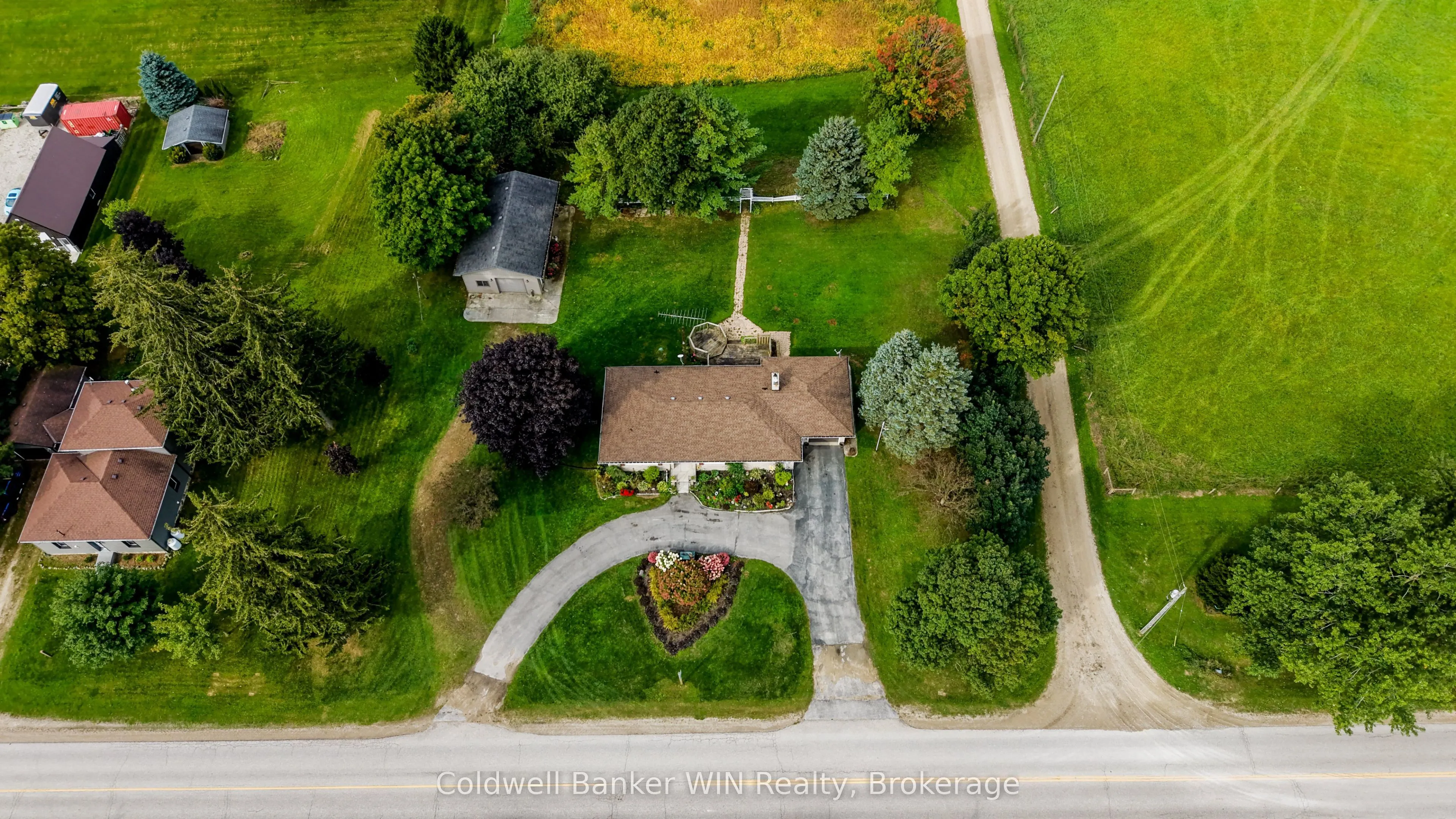 392172 Grey Road 109