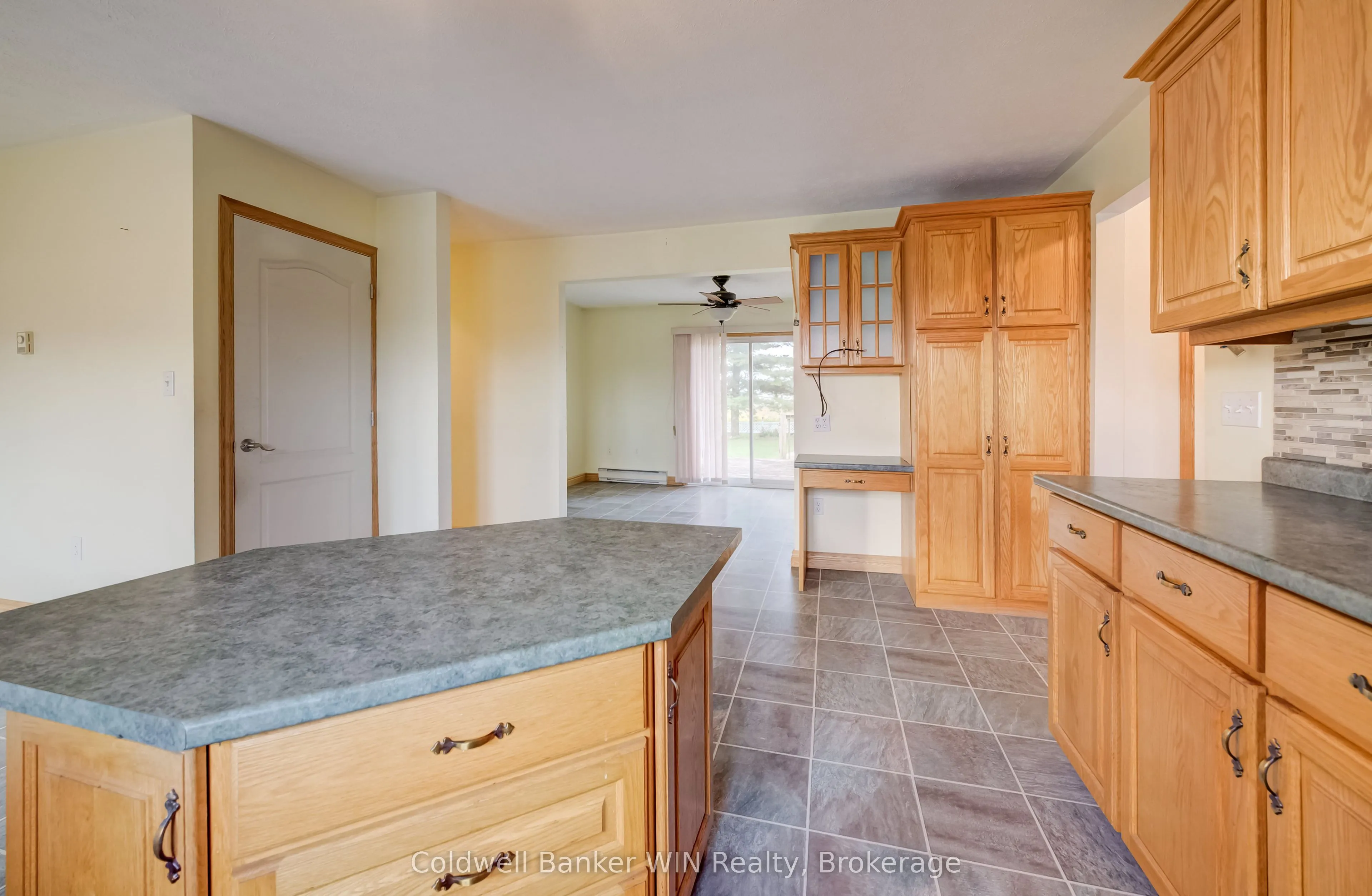392172 Grey Road 109