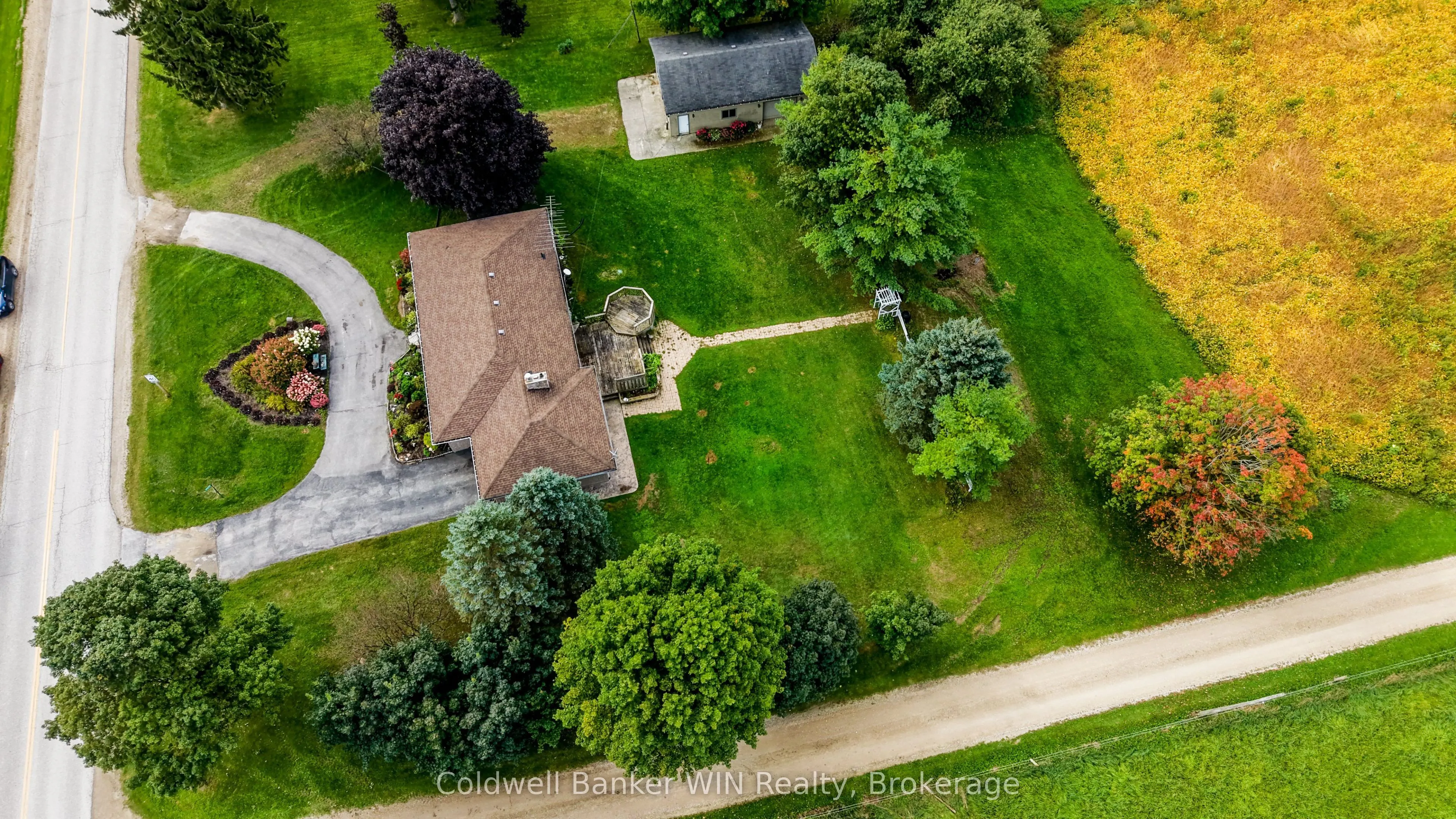 392172 Grey Road 109