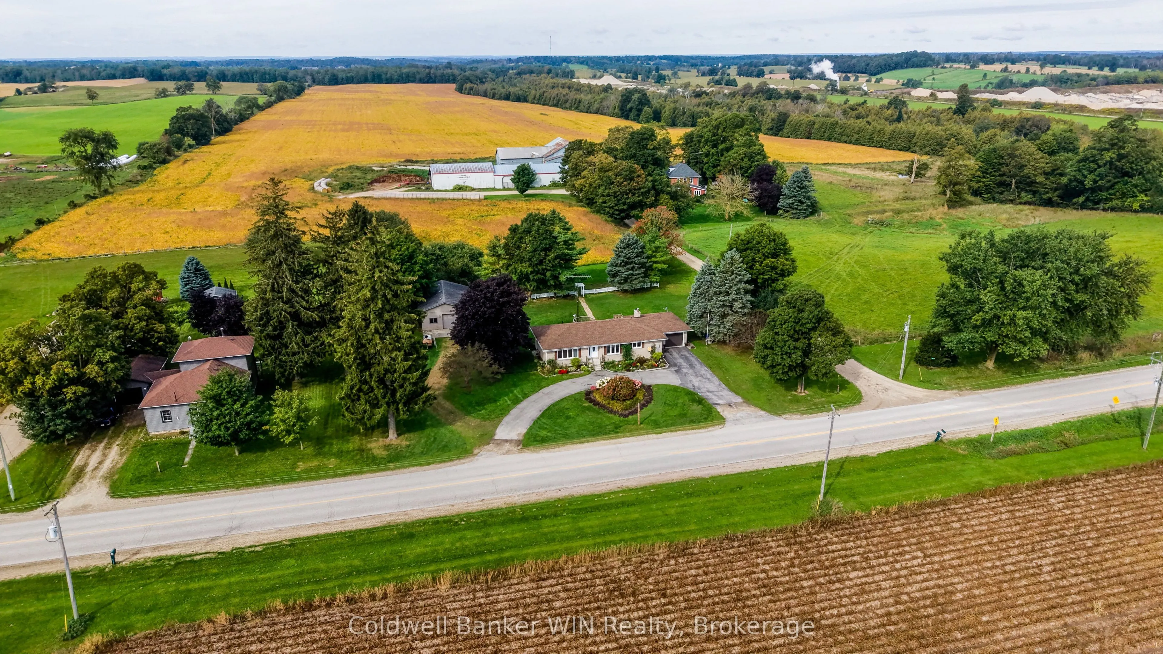 392172 Grey Road 109