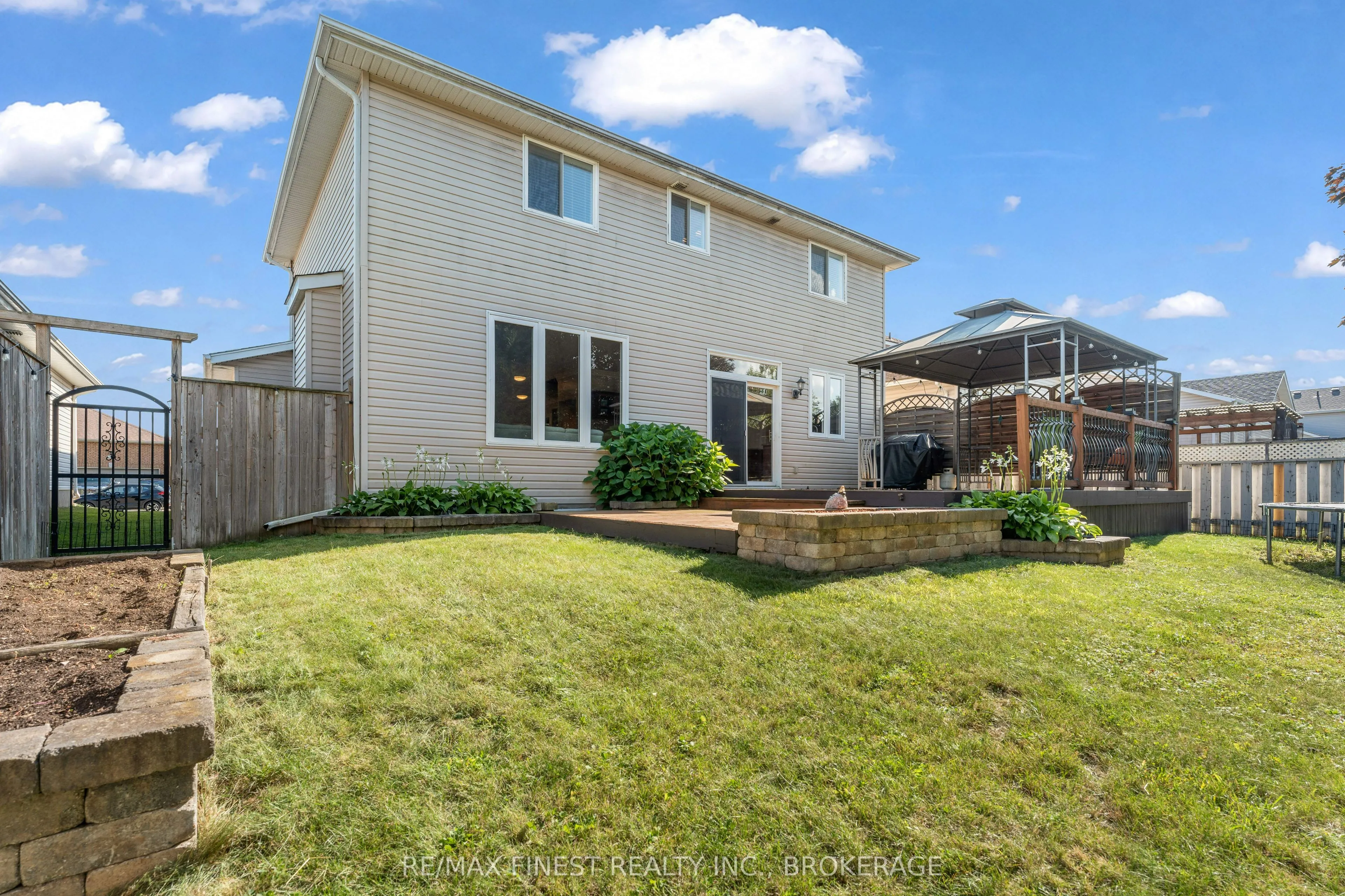 1208 Greenwood Park Drive