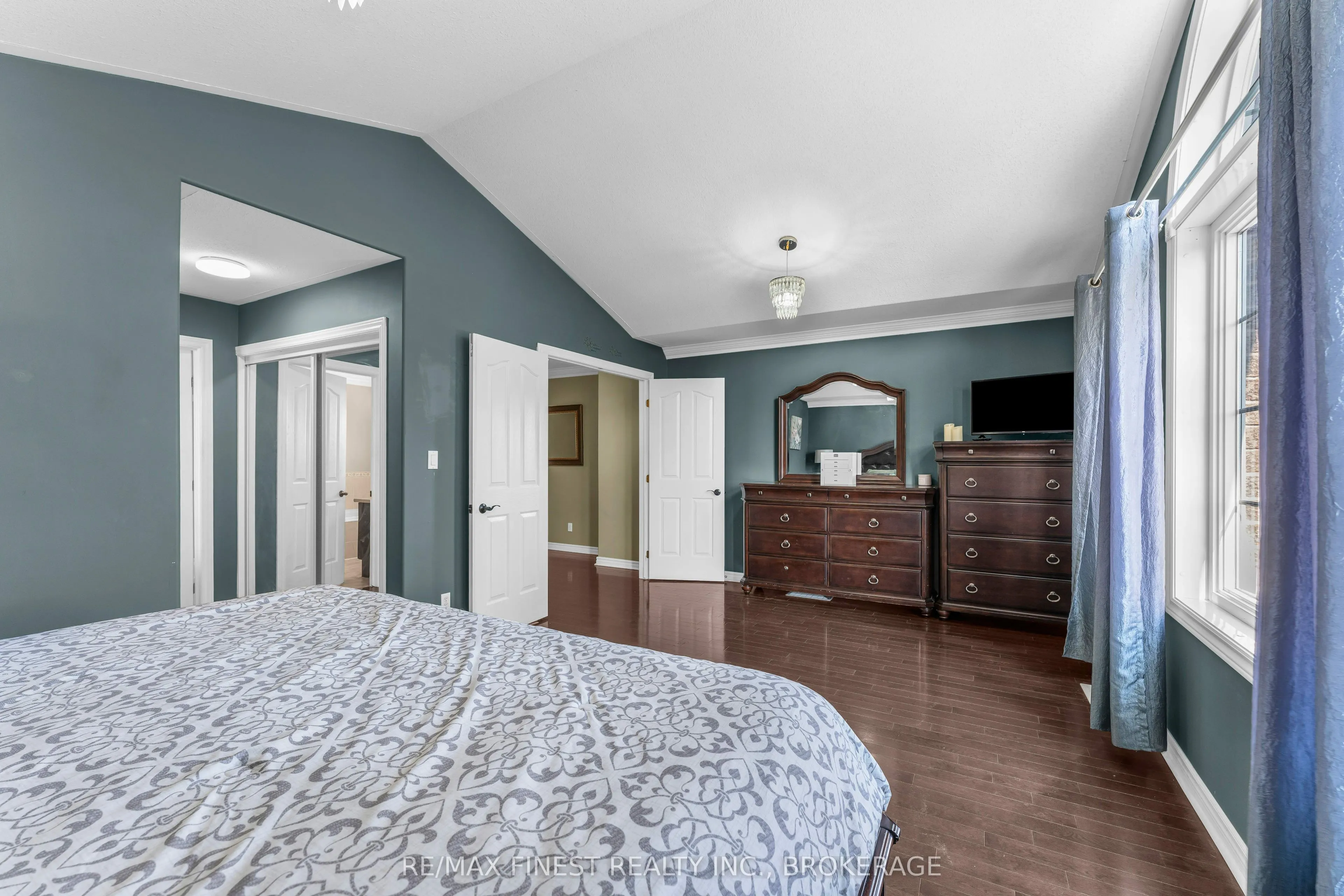 1208 Greenwood Park Drive