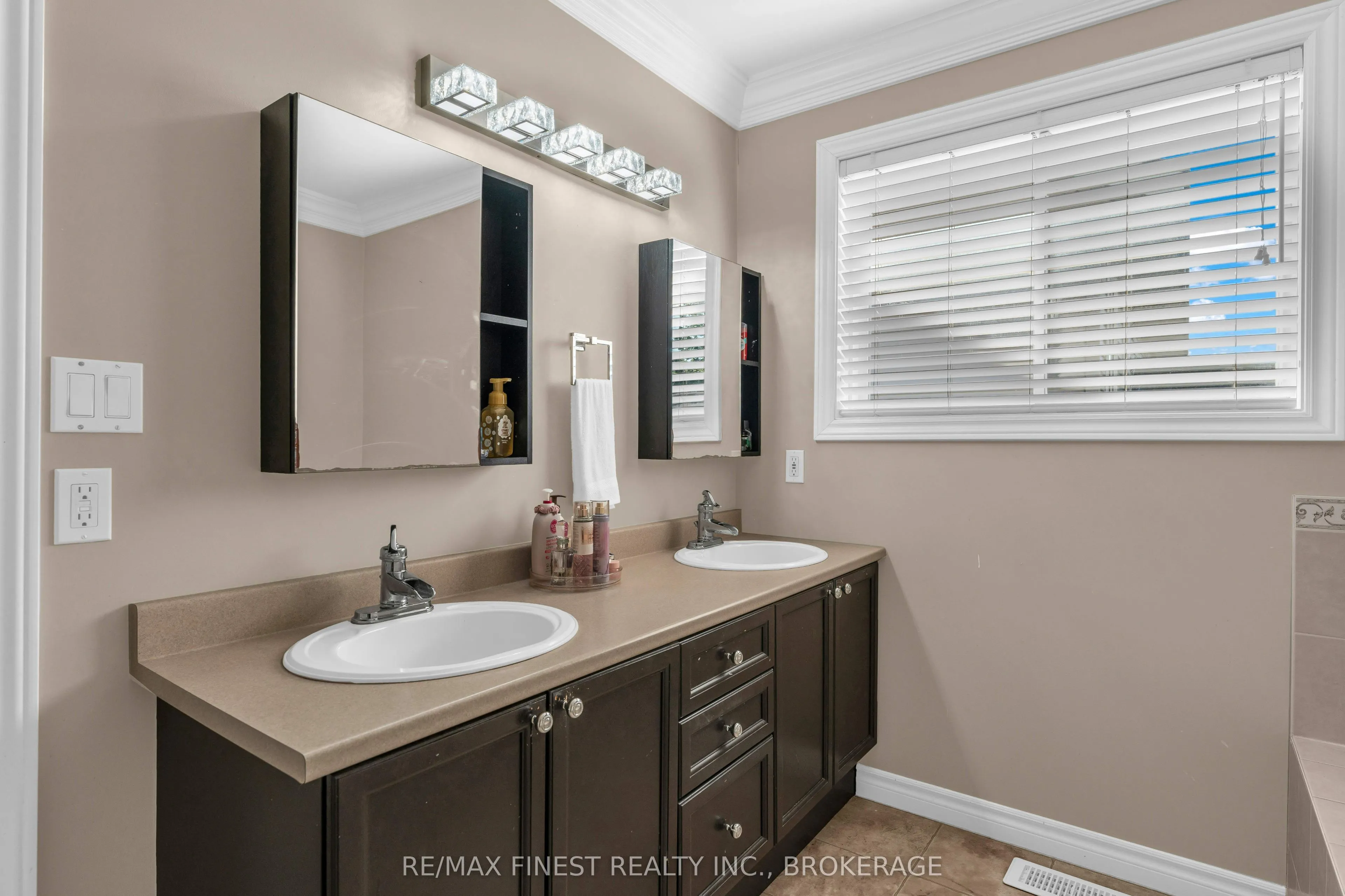 1208 Greenwood Park Drive