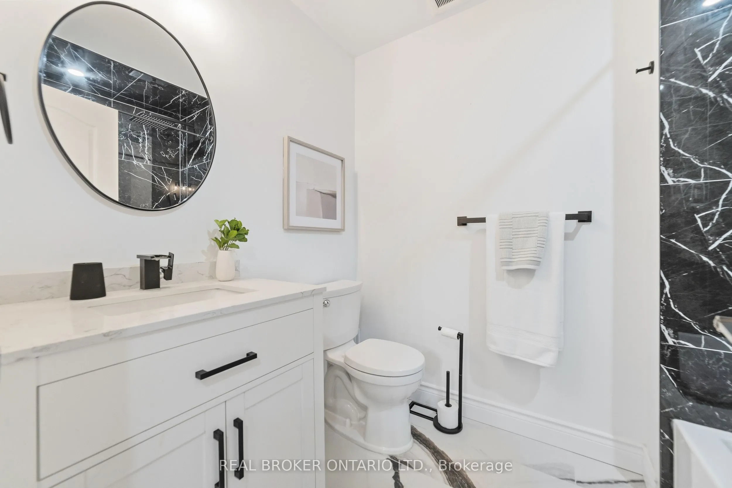 1085 Harrogate Drive #5