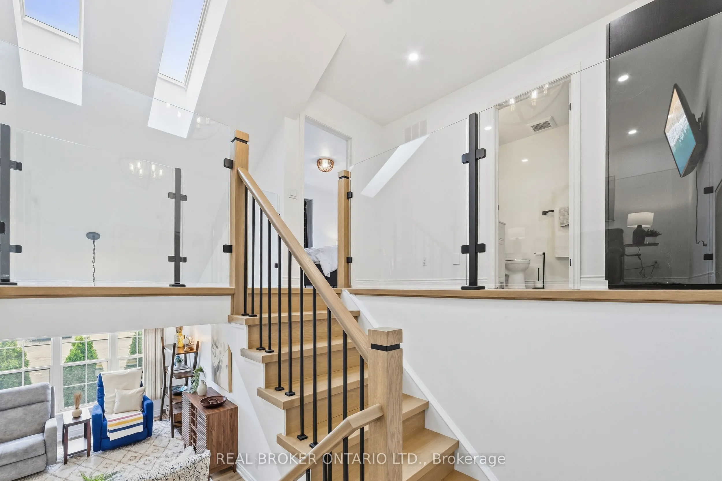 1085 Harrogate Drive #5