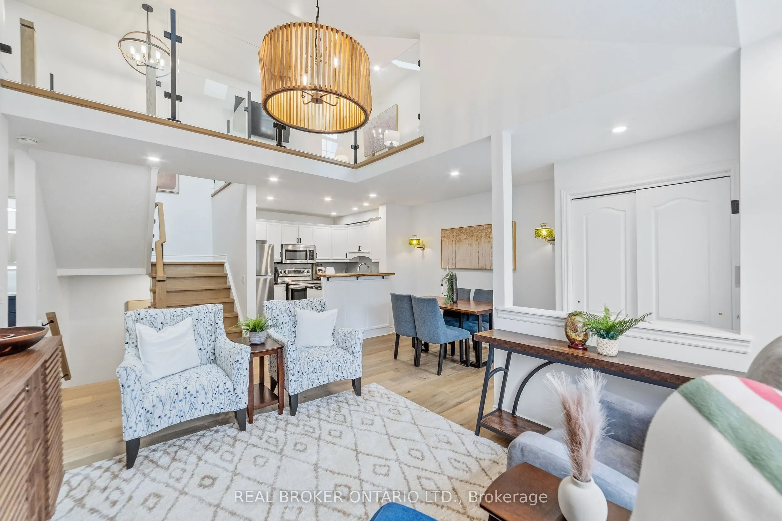 1085 Harrogate Drive #5