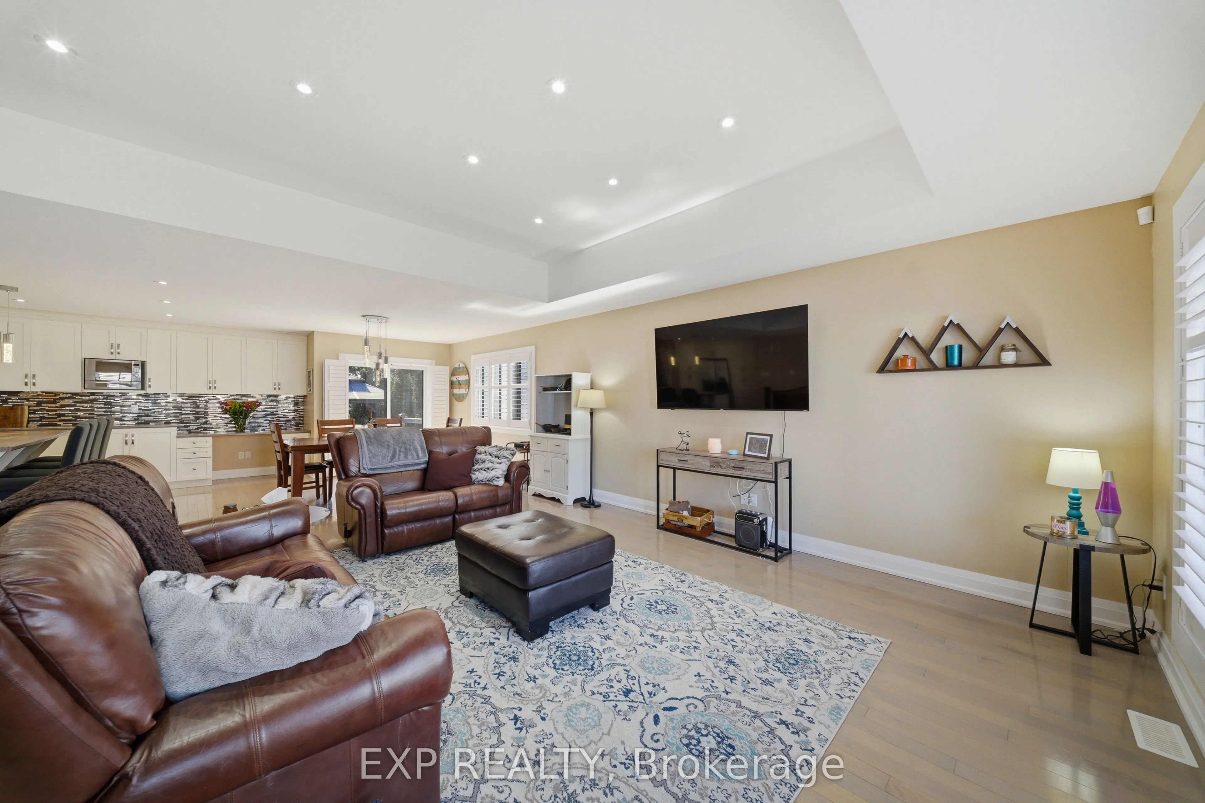 4 Provost Street