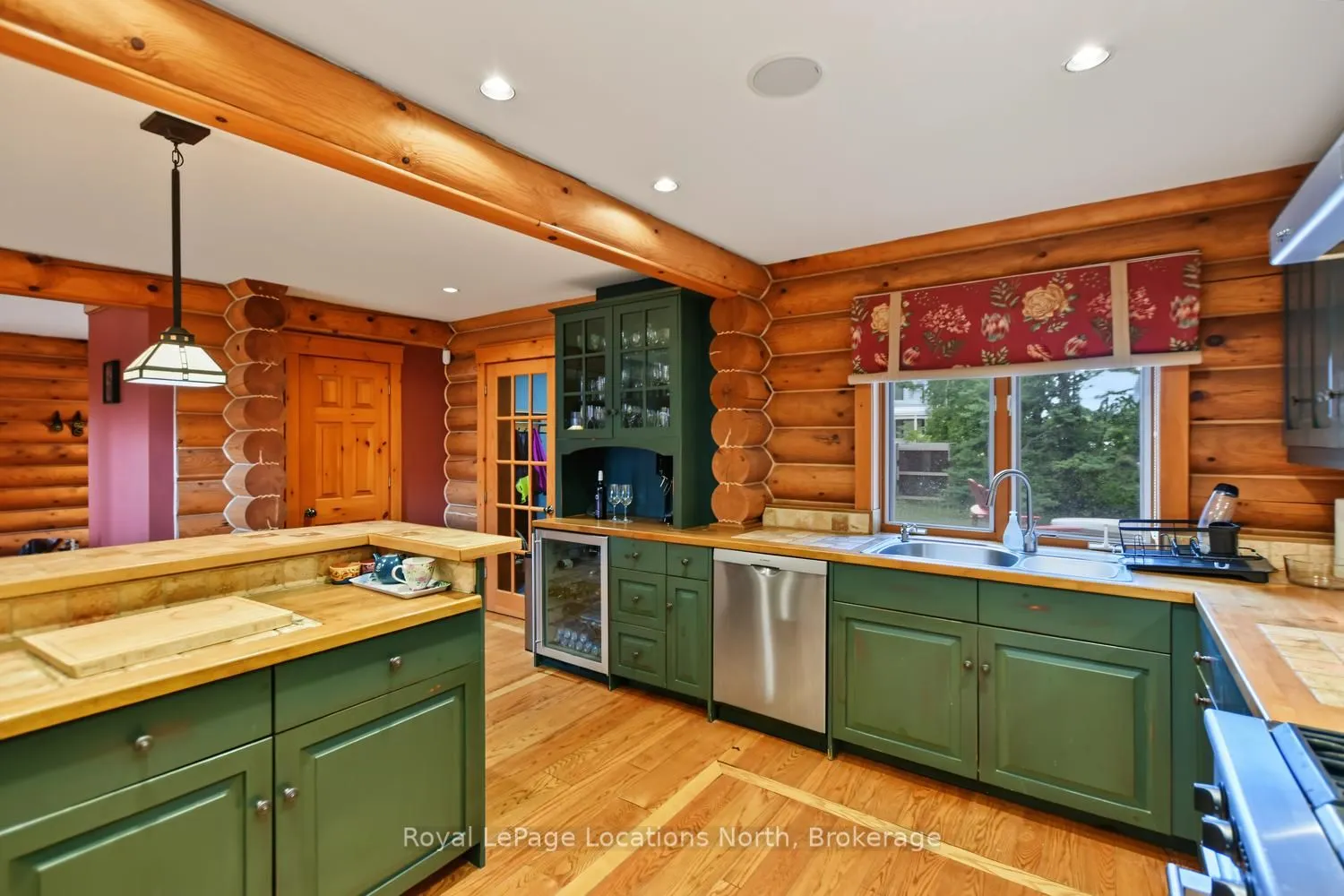 143 SETTLERS Way