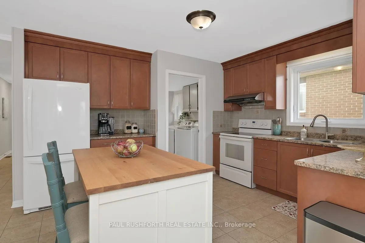 34 Brenda Crescent