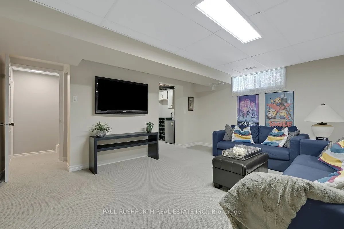 34 Brenda Crescent