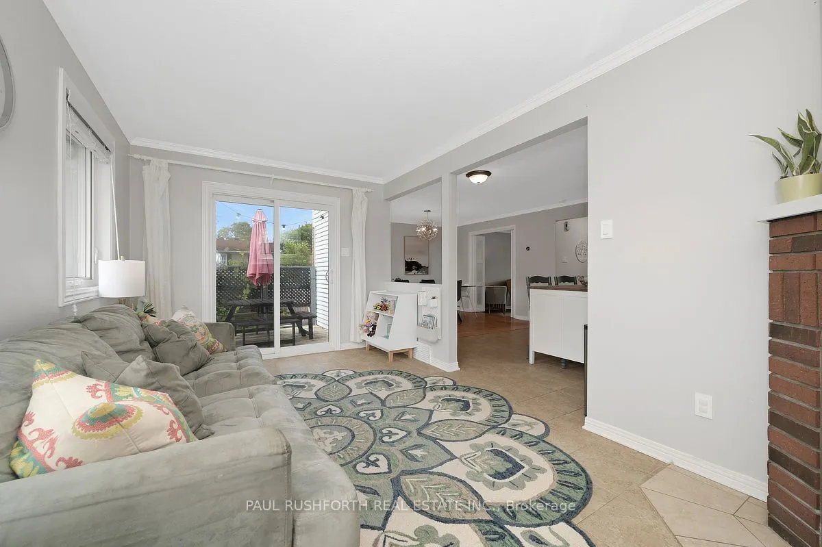 34 Brenda Crescent