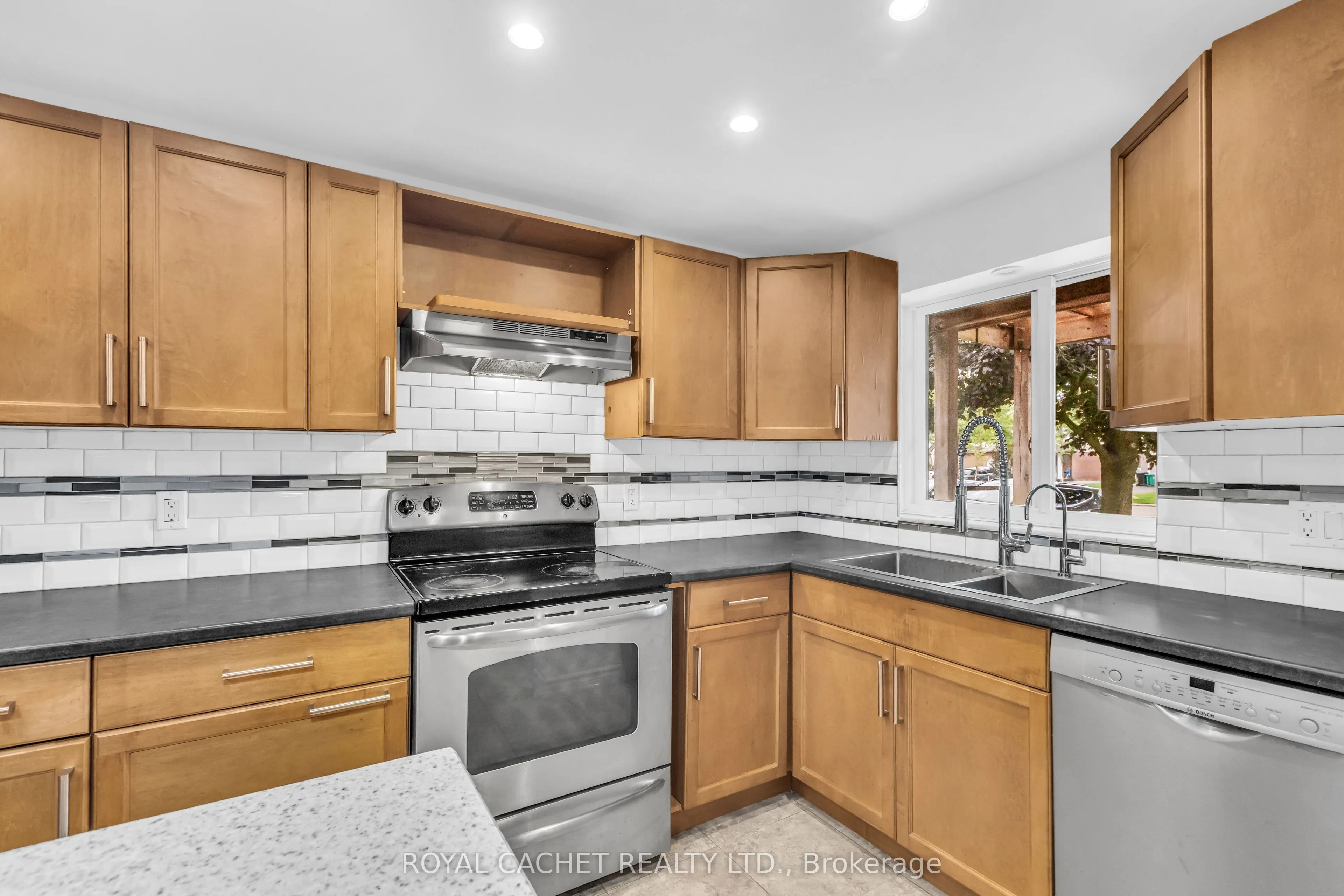 66 Camrose Court