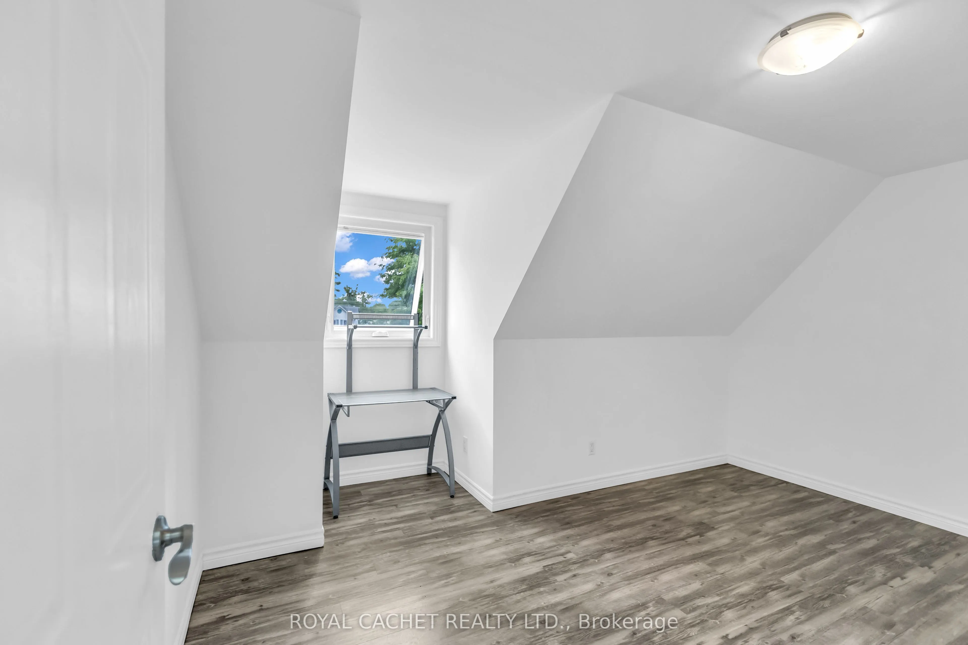 66 Camrose Court