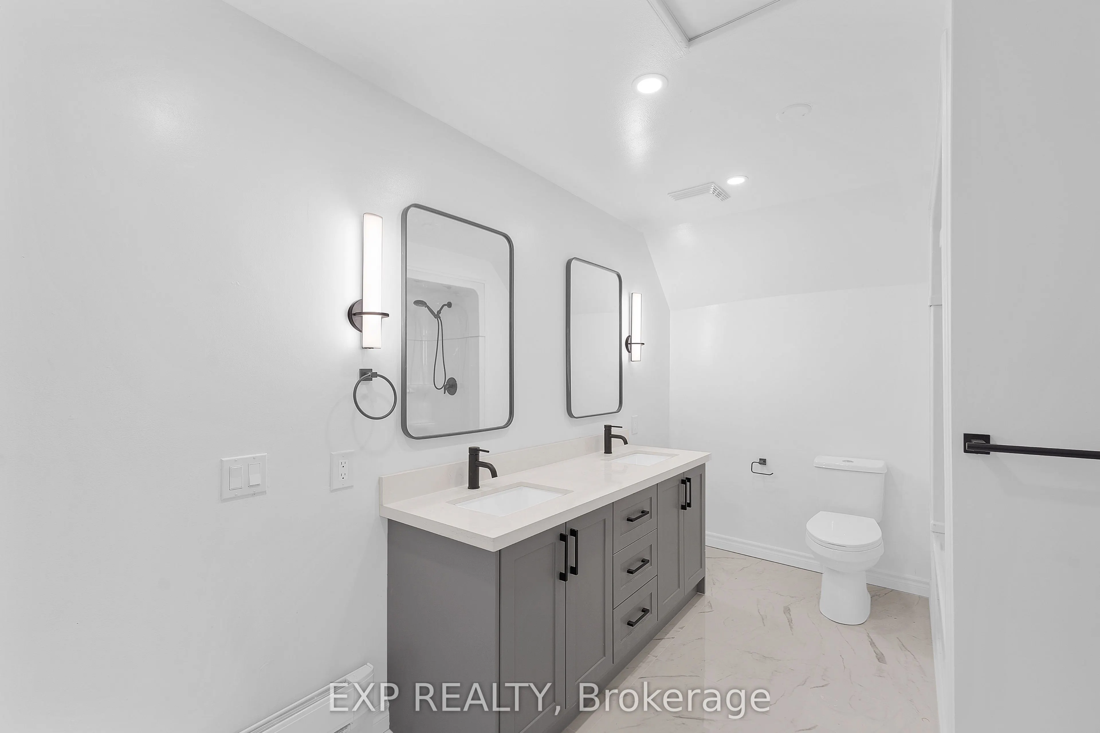 165 Main Street #Unit 2