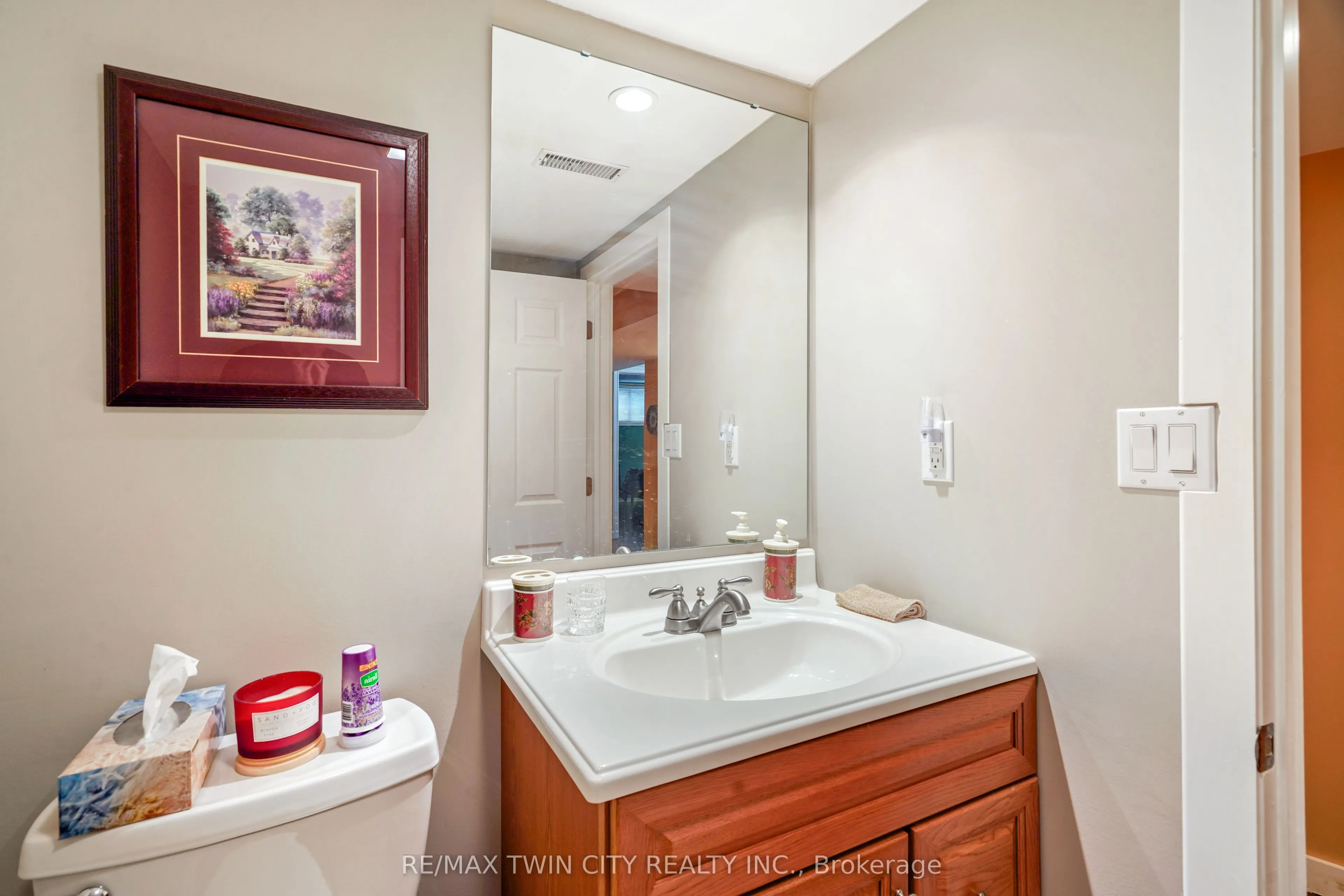 1 Buchanan Crescent #11