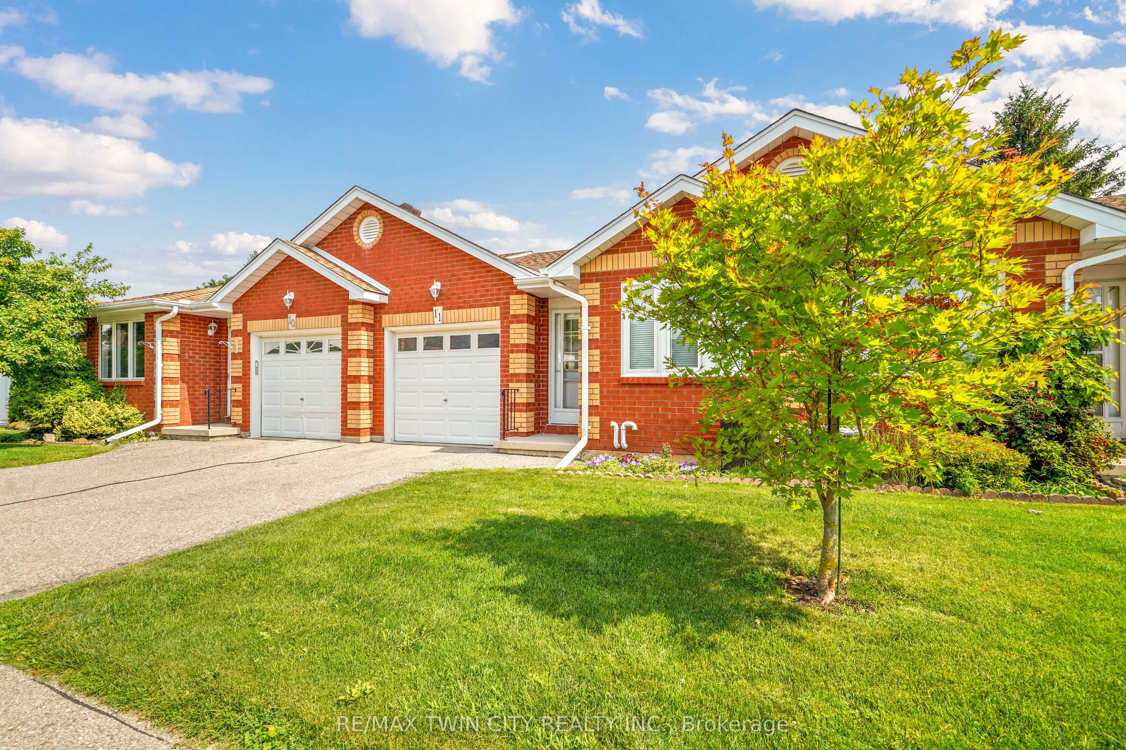 1 Buchanan Crescent #11
