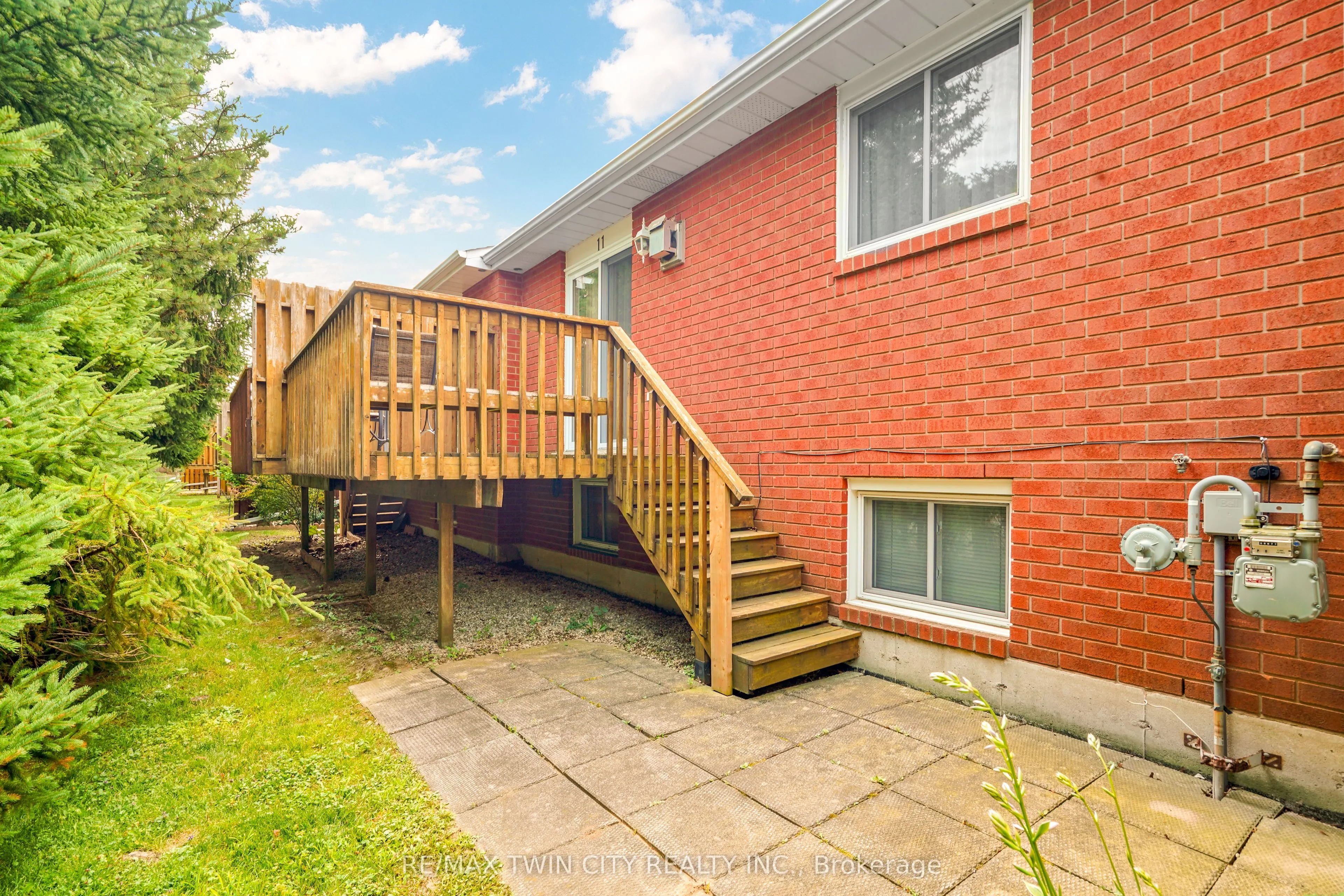 1 Buchanan Crescent #11