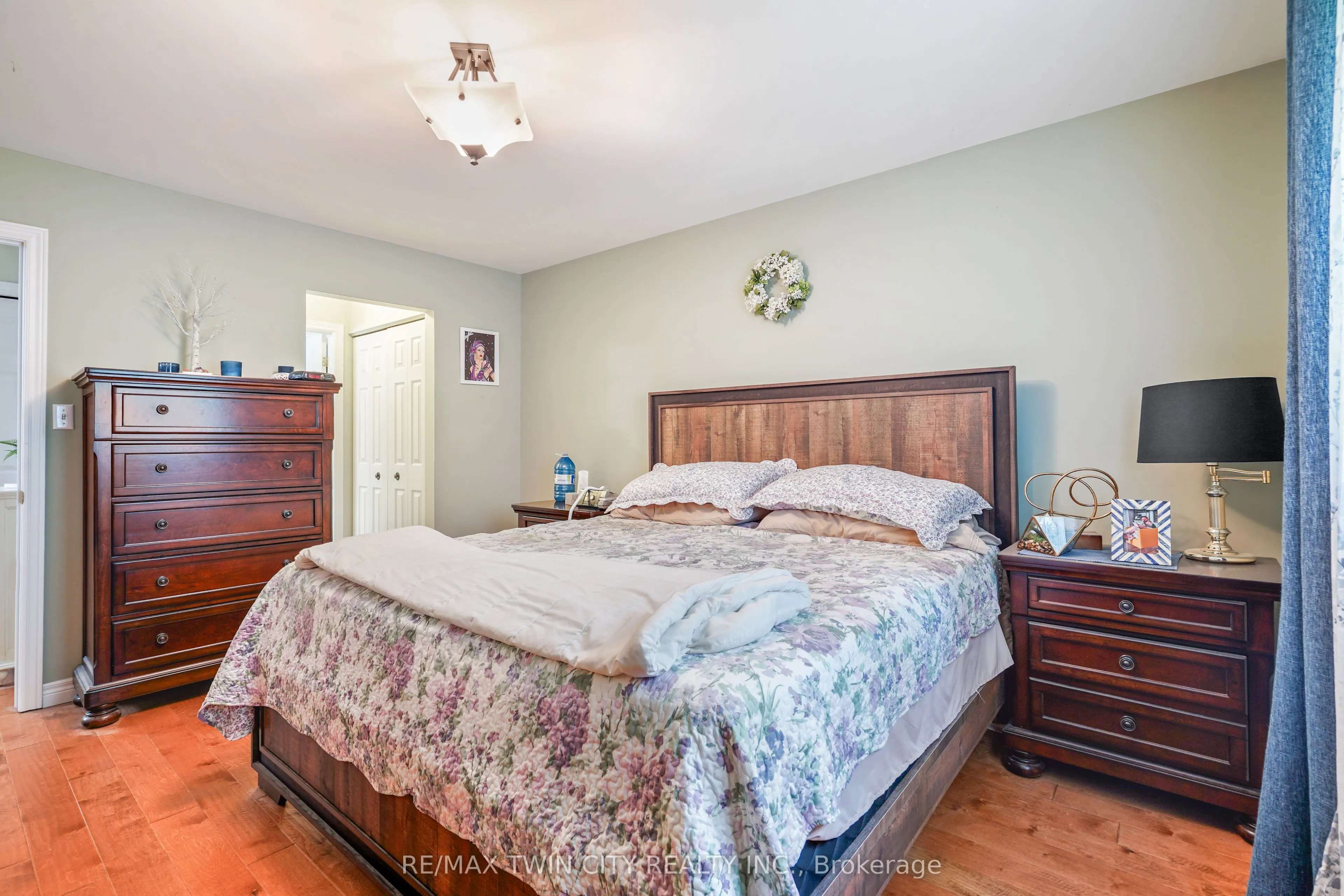 1 Buchanan Crescent #11