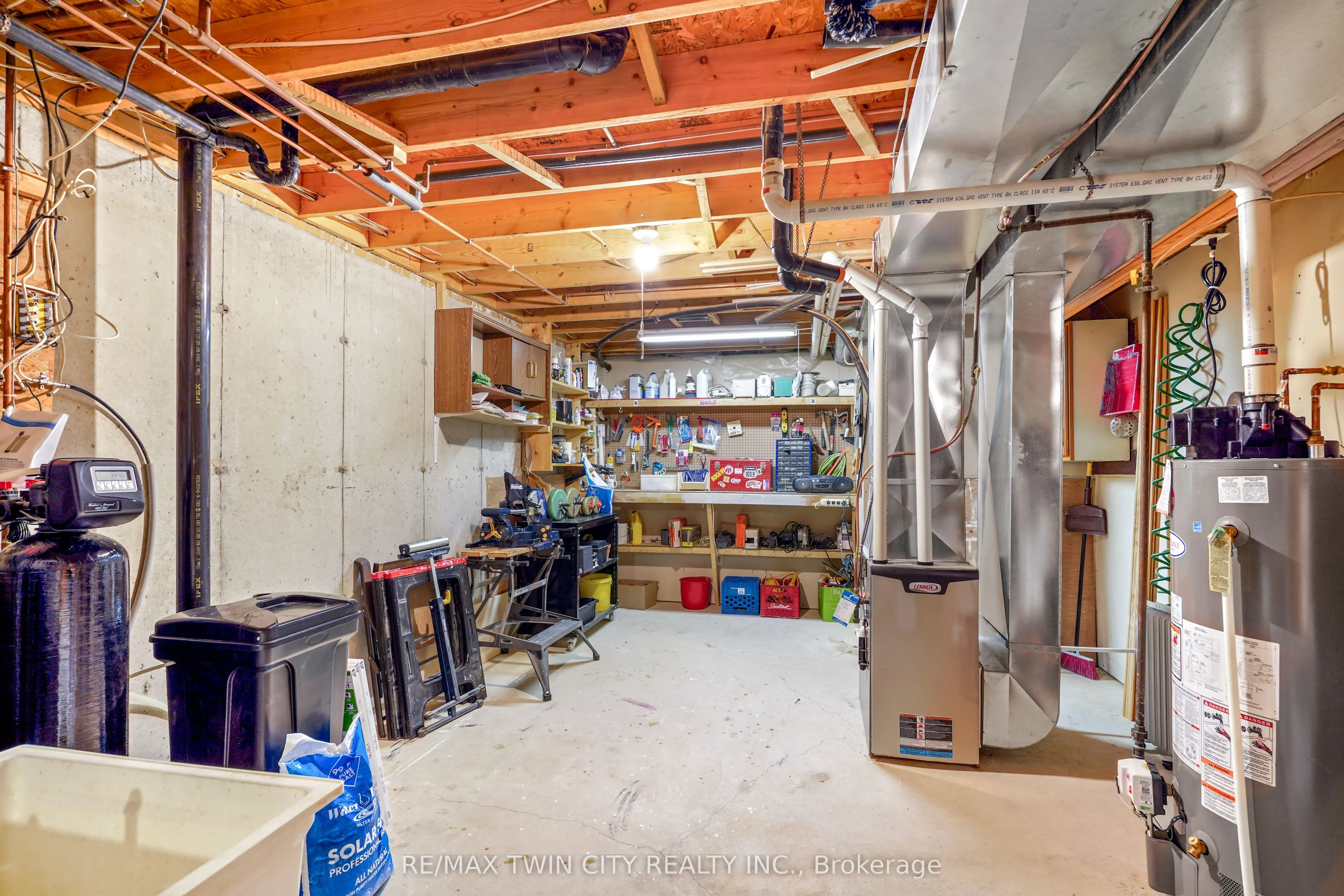 1 Buchanan Crescent #11