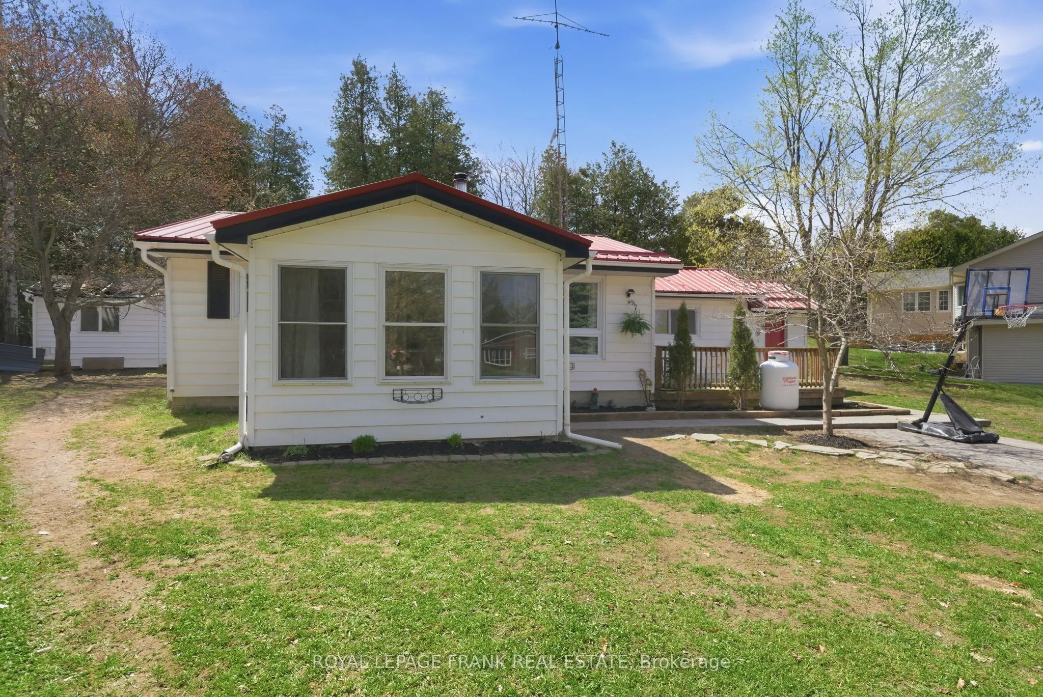 28 South Bayou Road