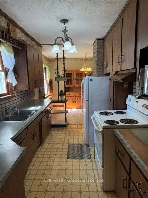 593 County Rd 28