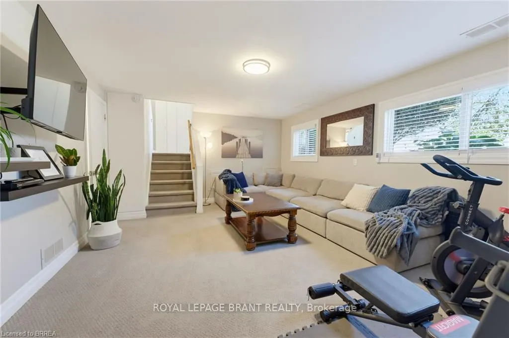 27 Brier Crescent