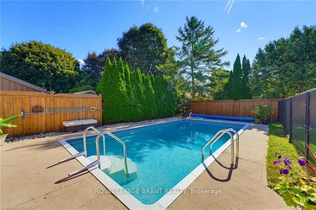 27 Brier Crescent