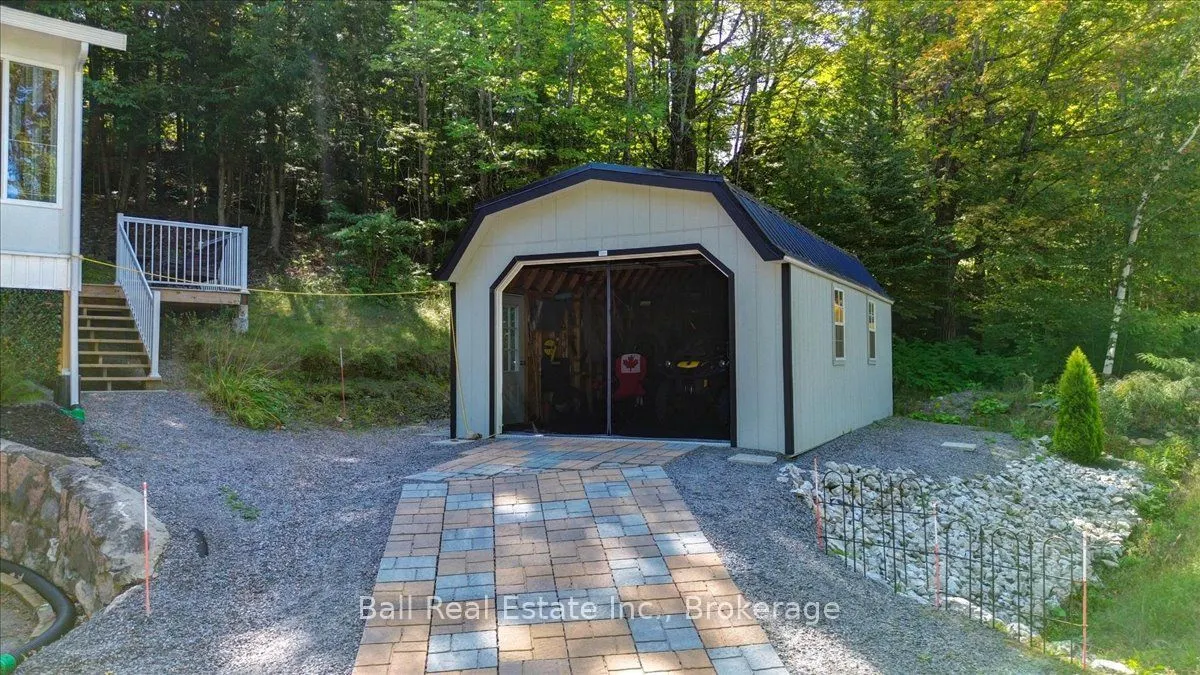 11 Ridge Road