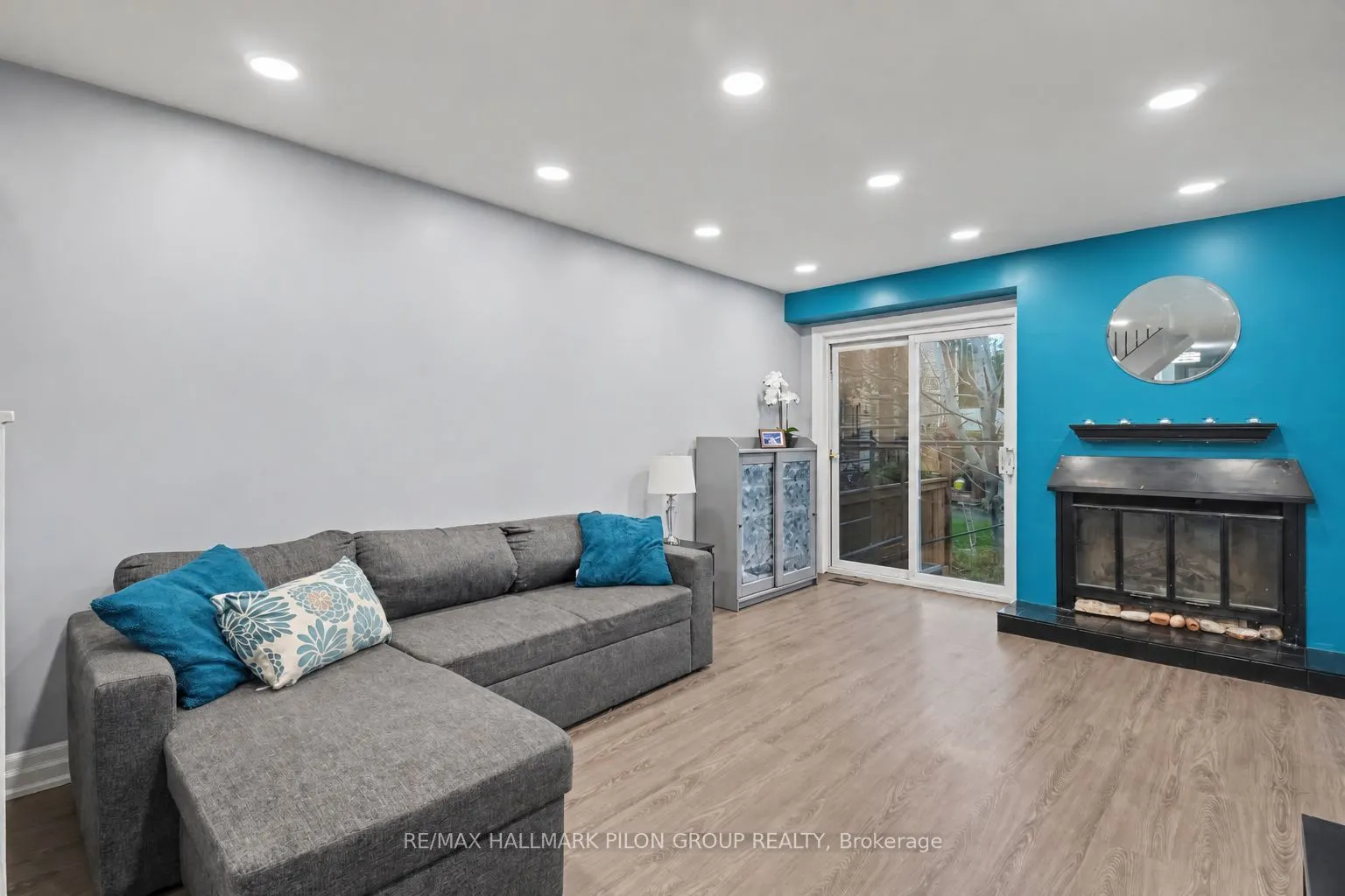 106 Valley Stream Drive #B