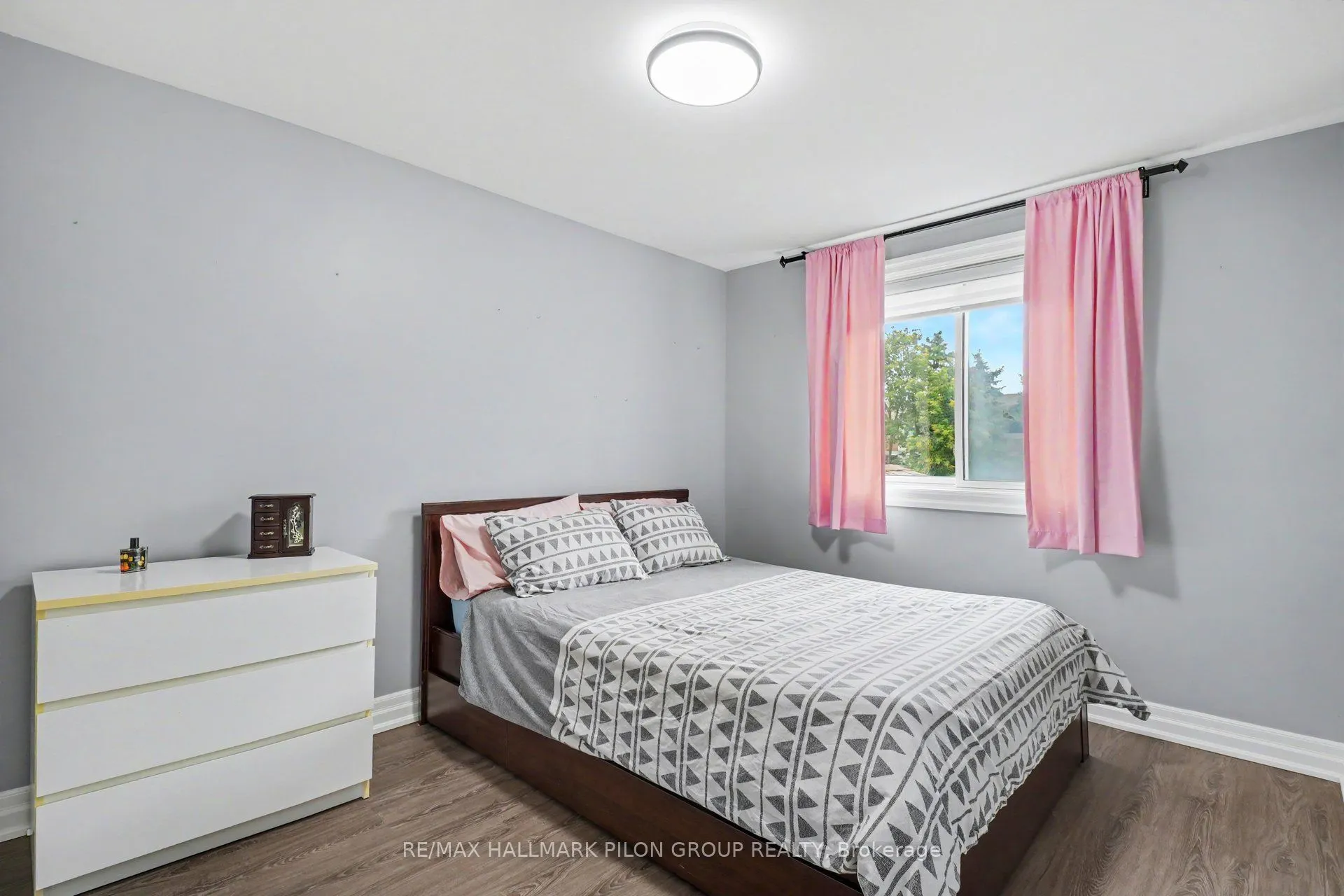 106 Valley Stream Drive #B
