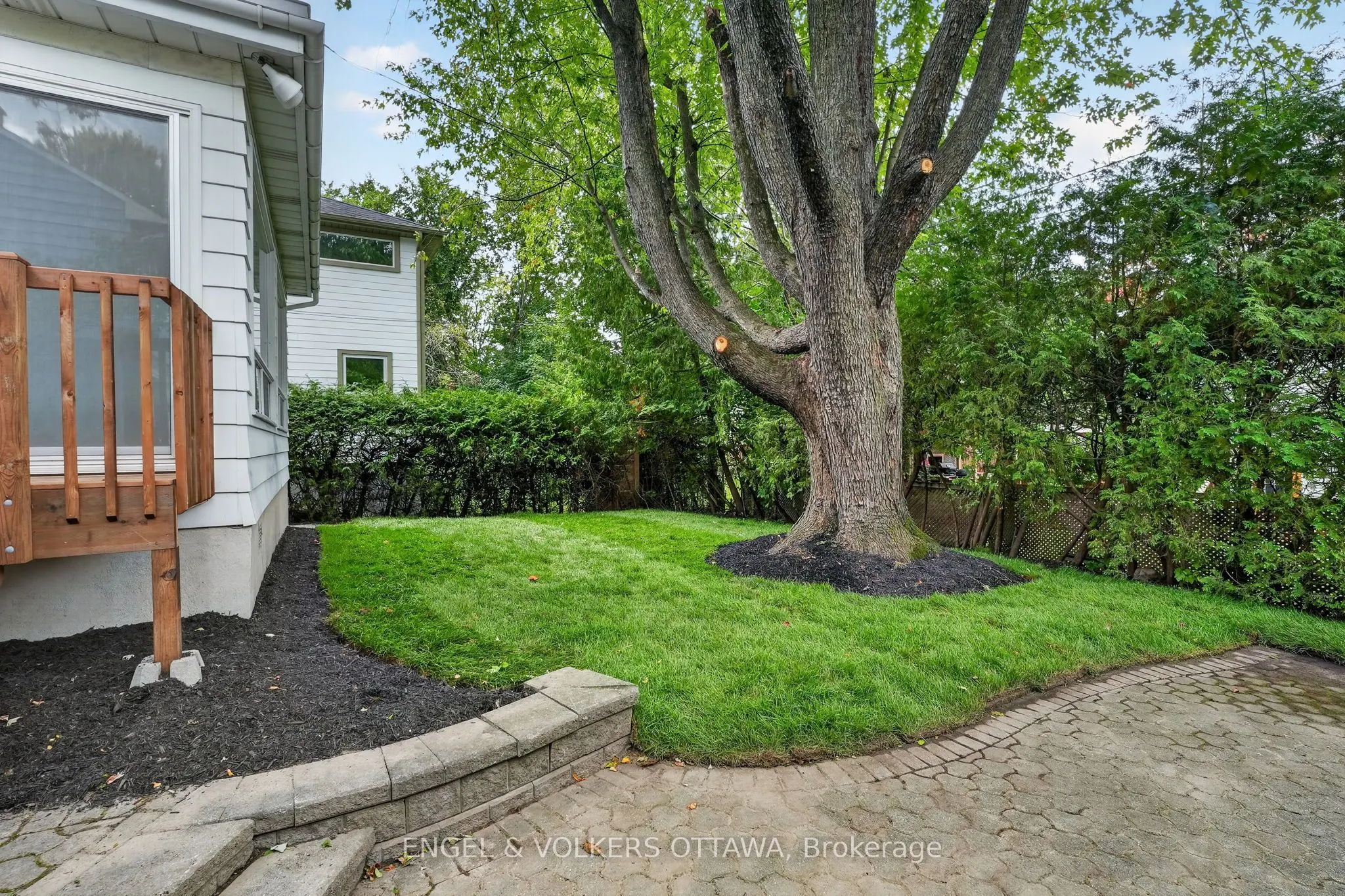 35 Bedford Crescent