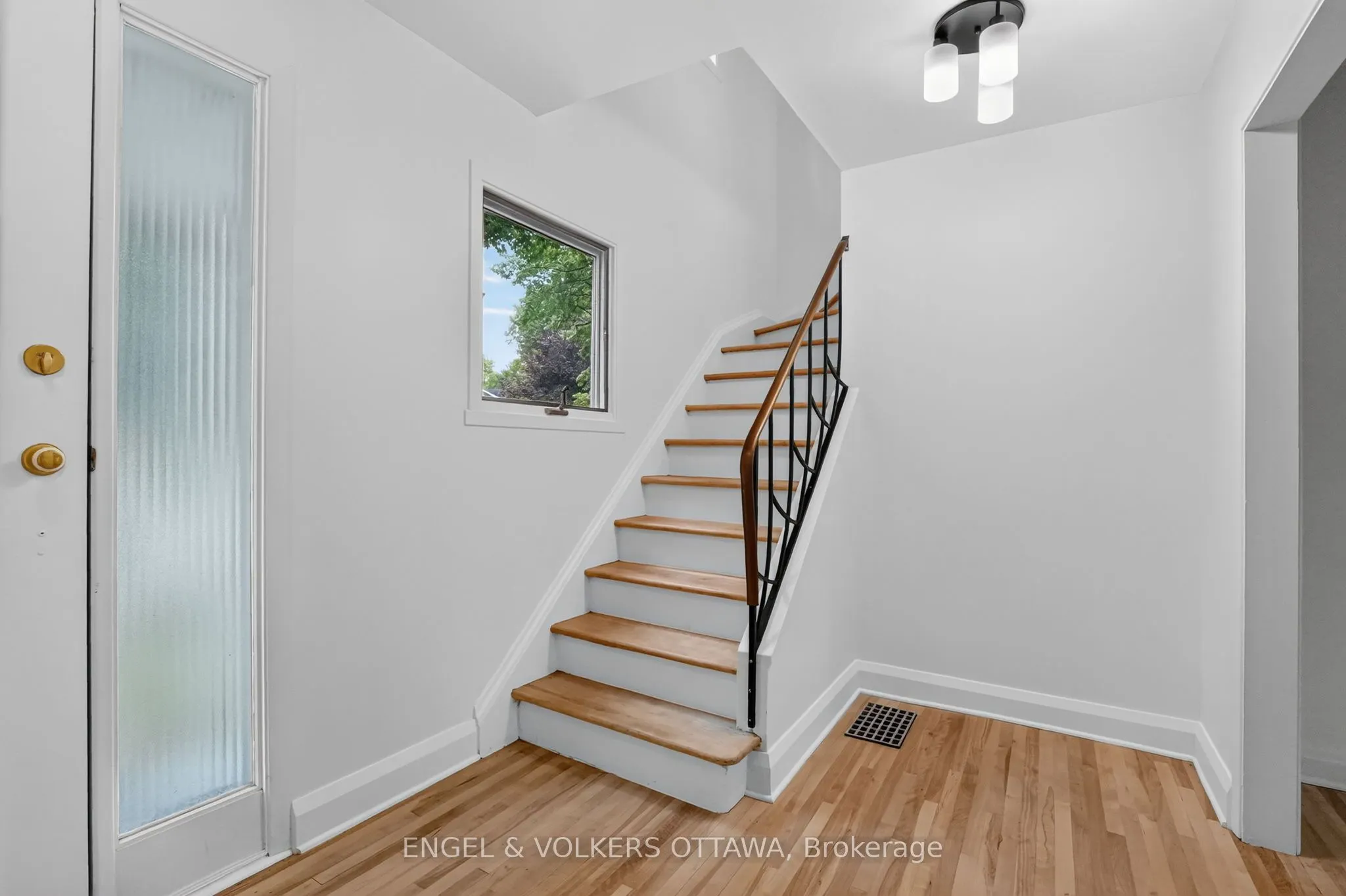 35 Bedford Crescent