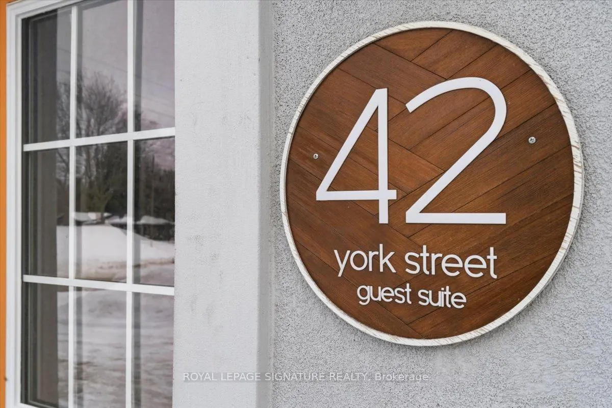 42 York Street