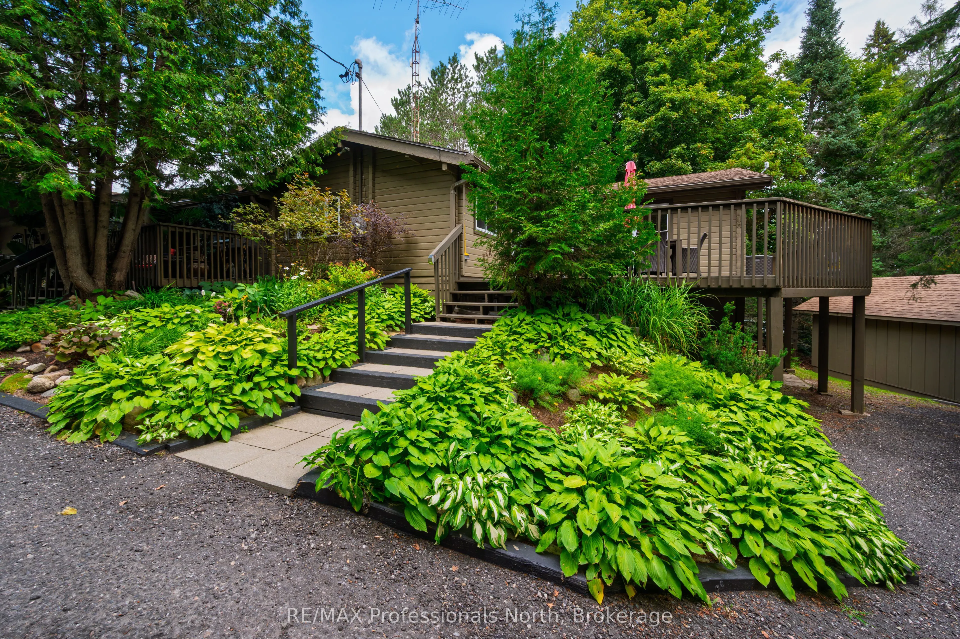 1050 Oxtongue Lake Road