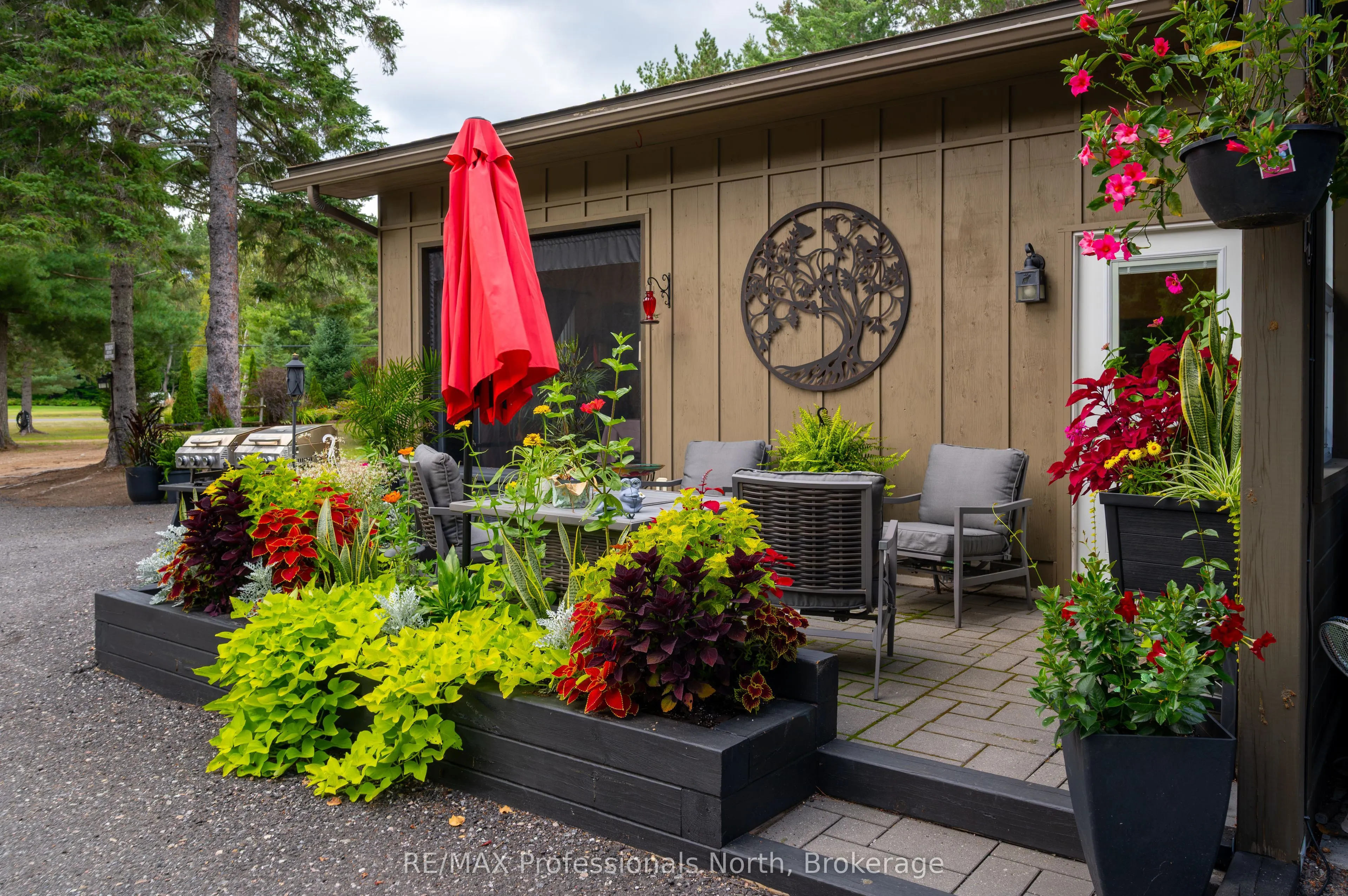 1050 Oxtongue Lake Road