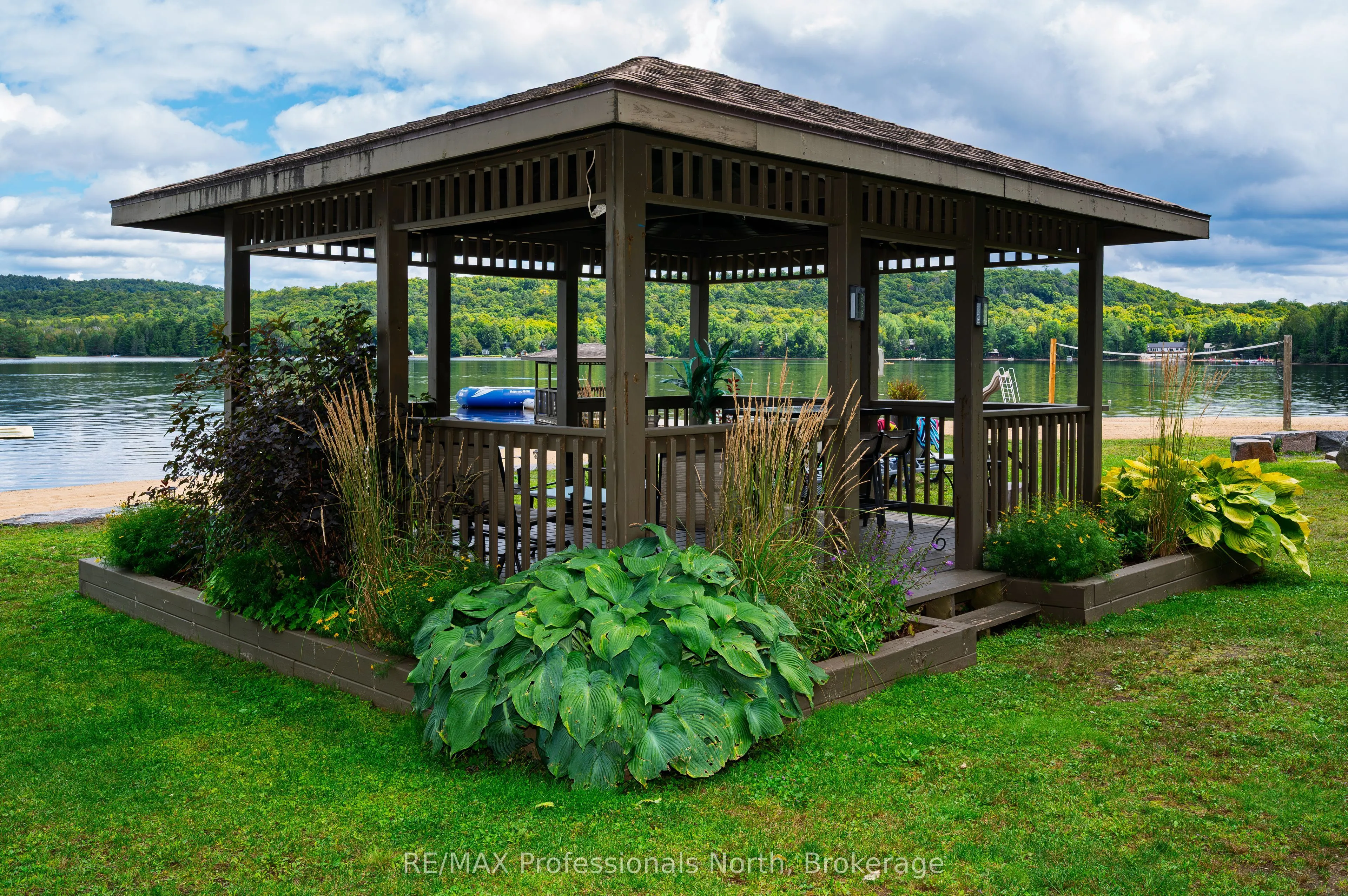 1050 Oxtongue Lake Road