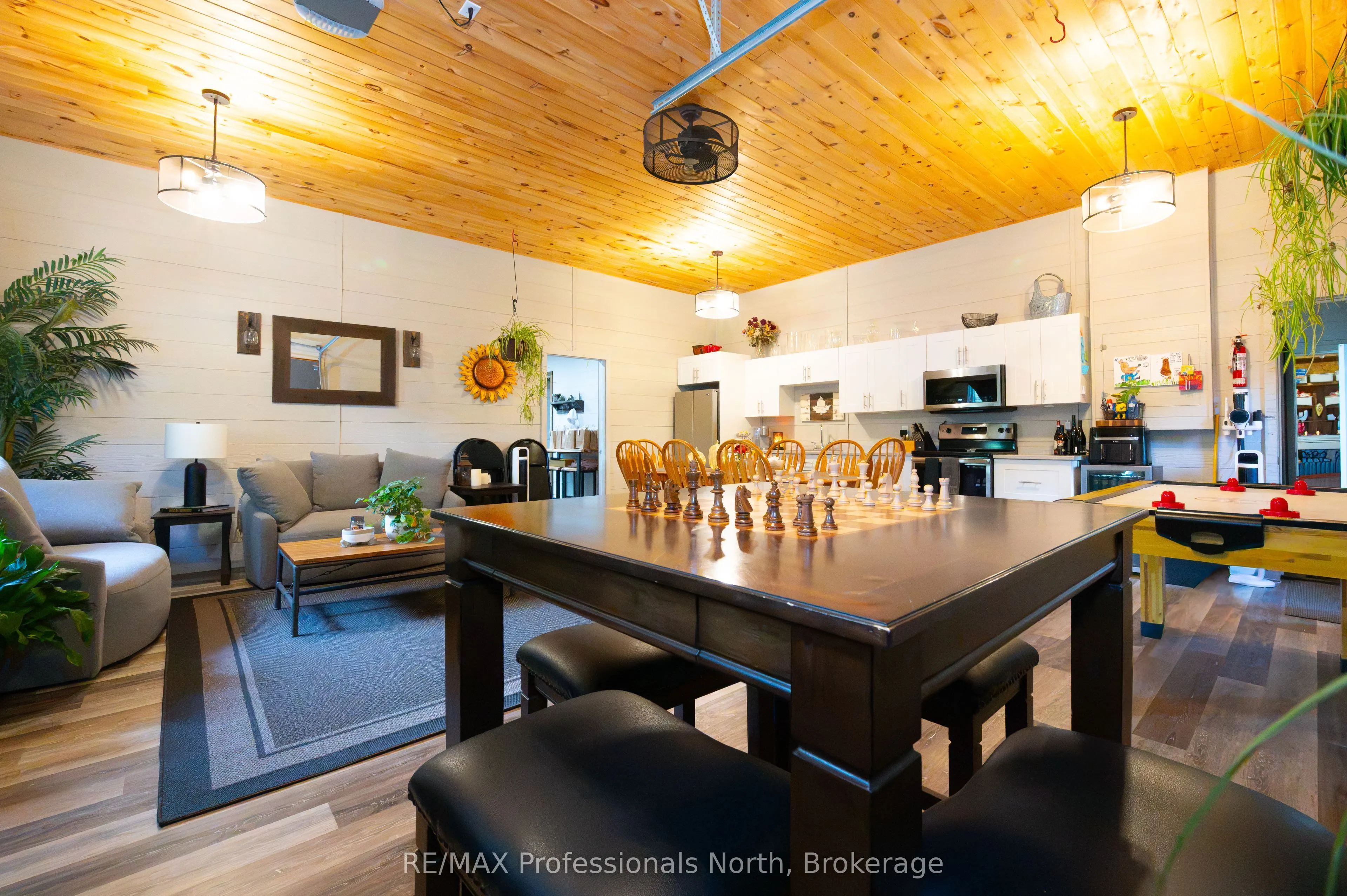 1050 Oxtongue Lake Road