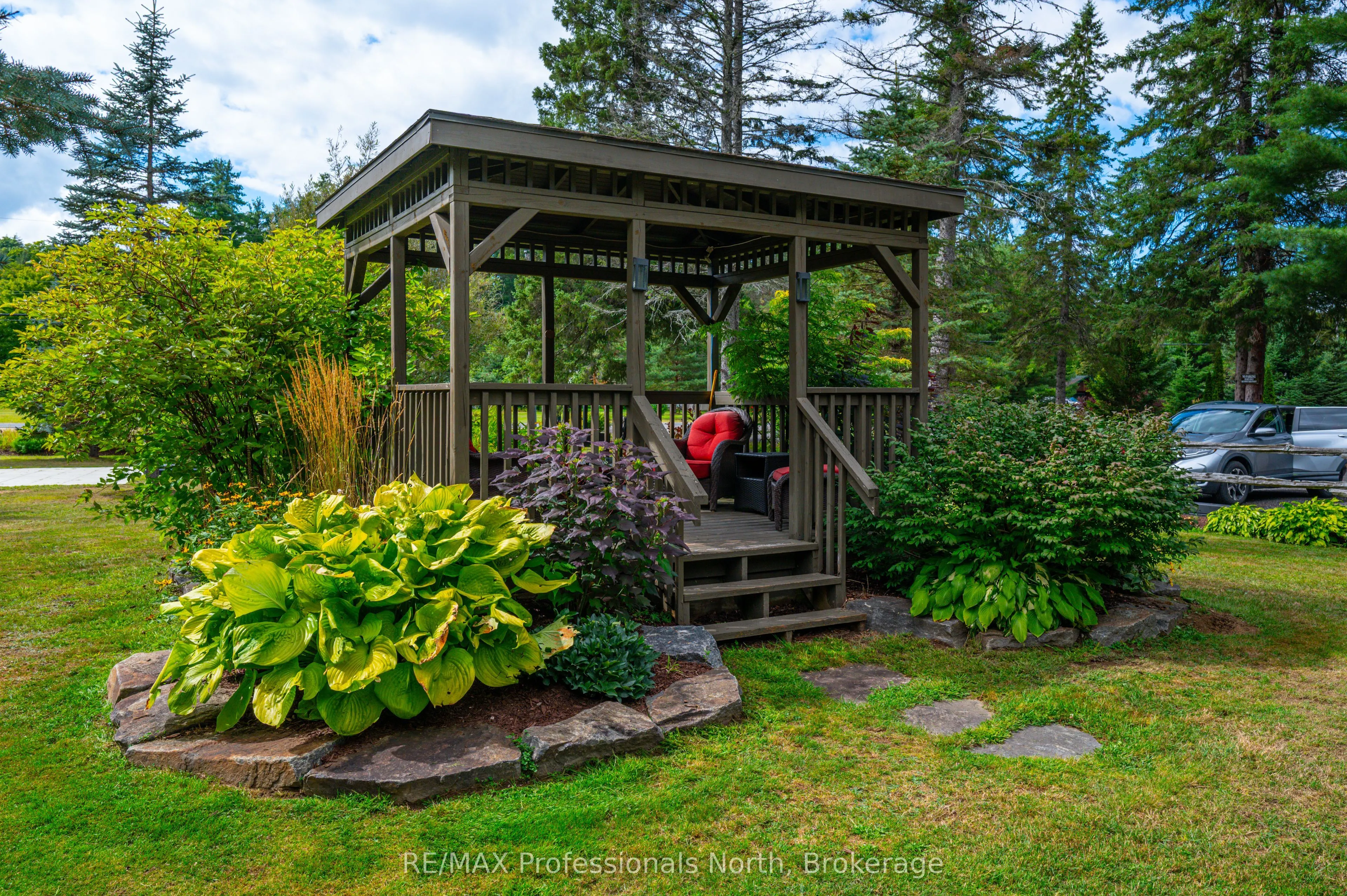 1050 Oxtongue Lake Road