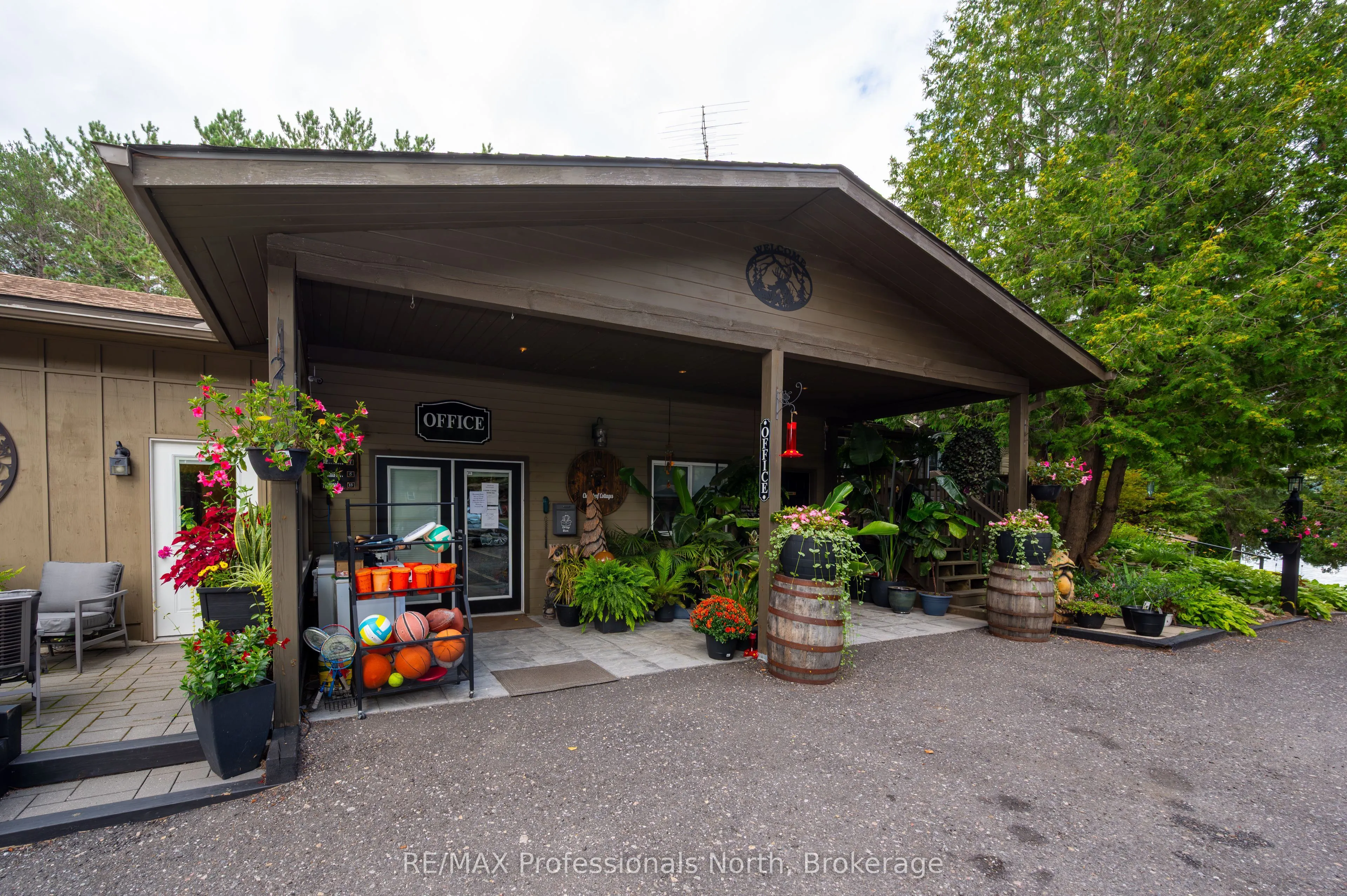 1050 Oxtongue Lake Road