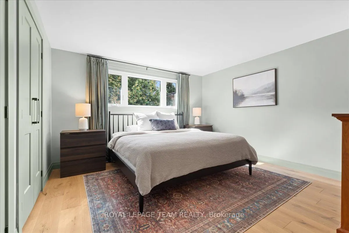 1844 Greenacre Crescent